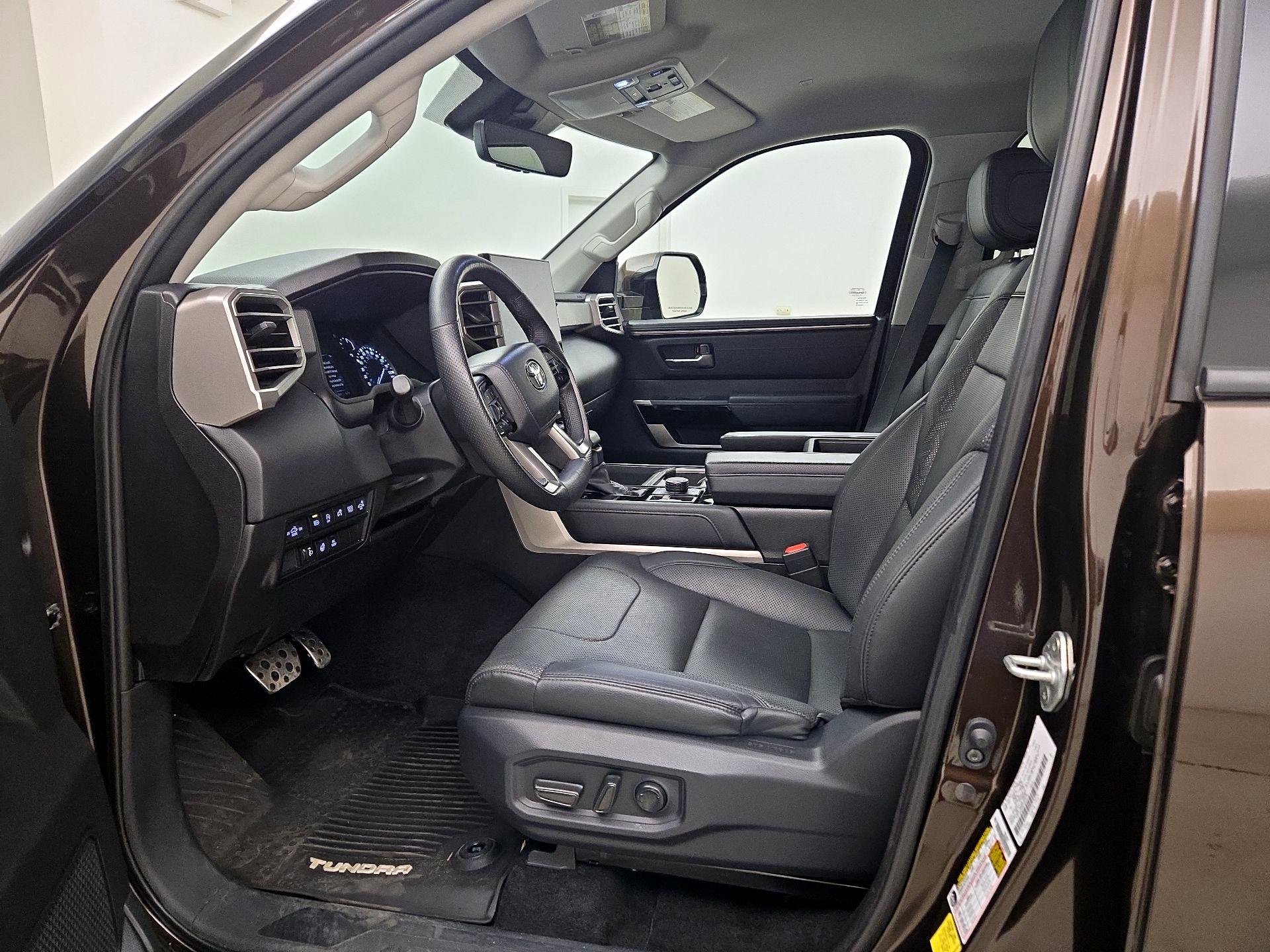 Thumbnail: 2023 Toyota Tundra - 11