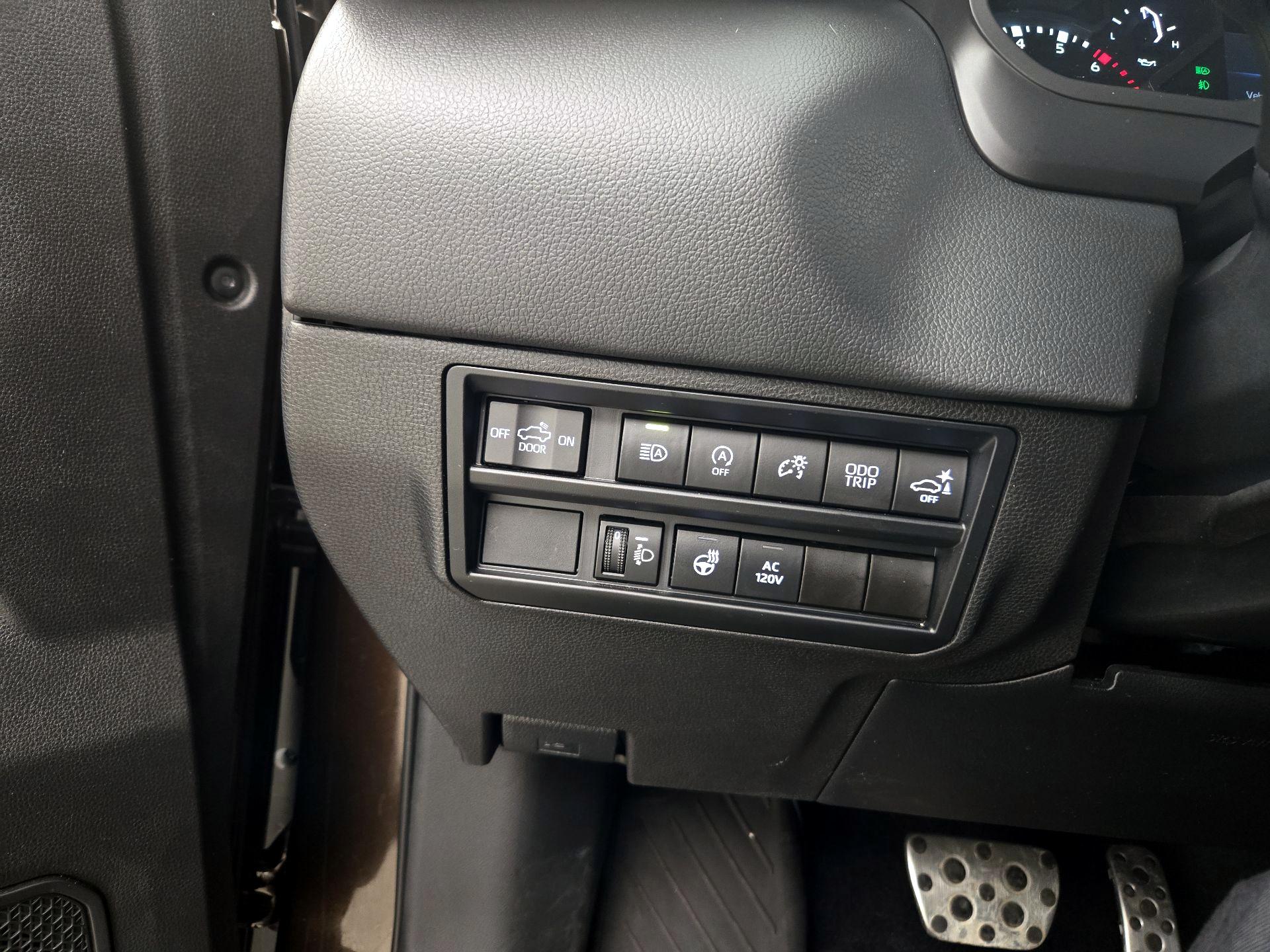 Thumbnail: 2023 Toyota Tundra - 13