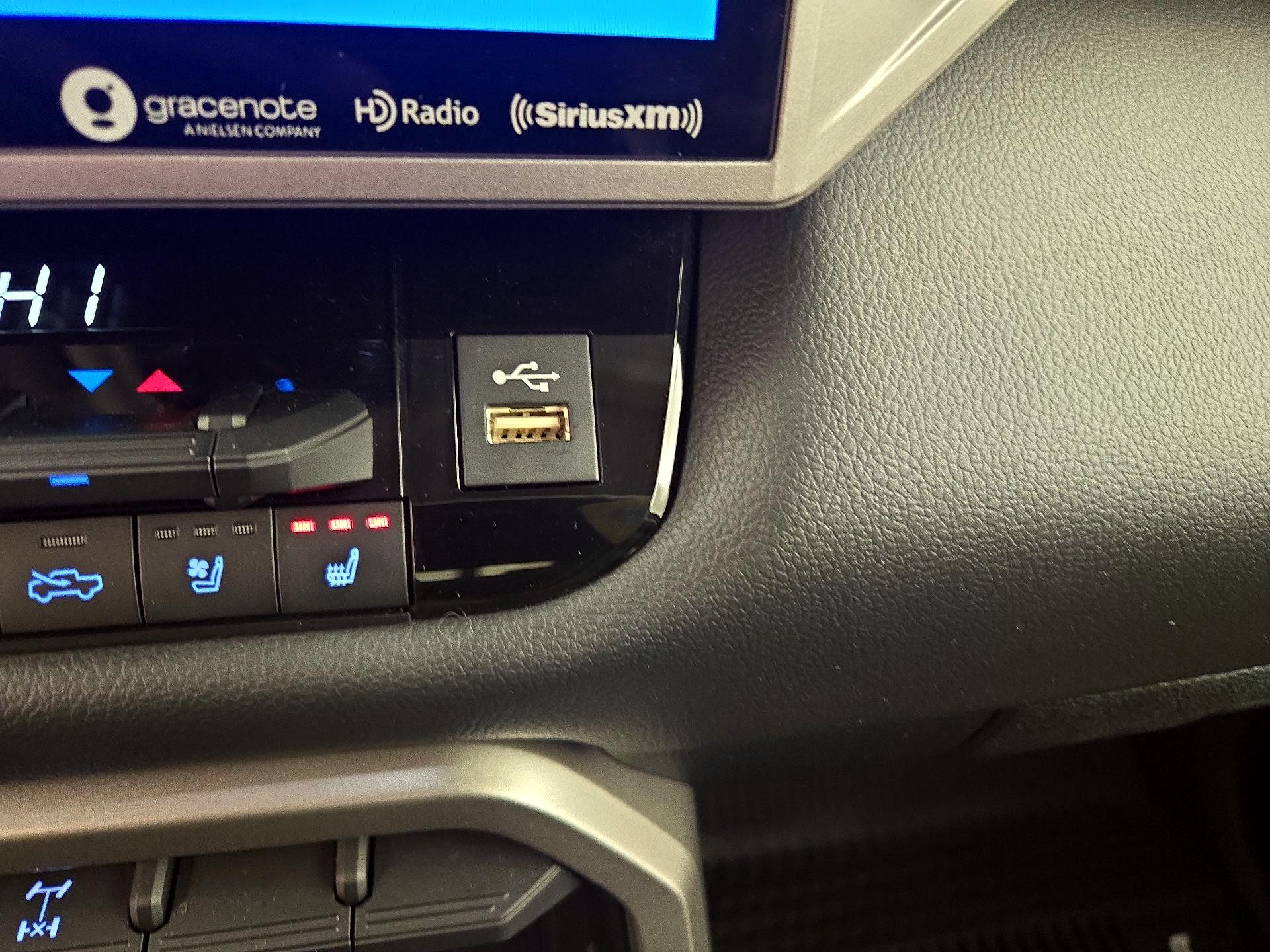 Thumbnail: 2023 Toyota Tundra - 18