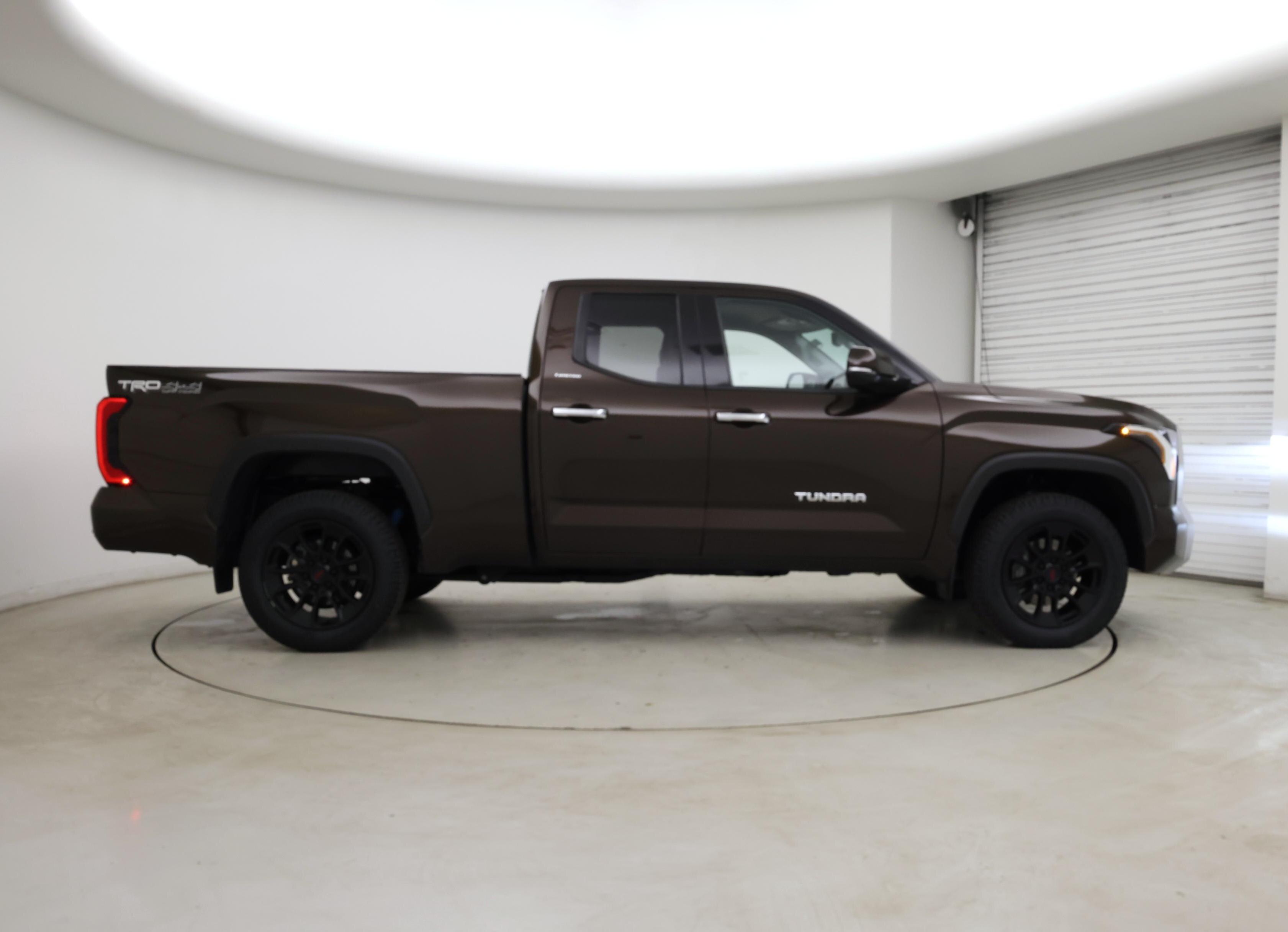 Thumbnail: 2023 Toyota Tundra - 7