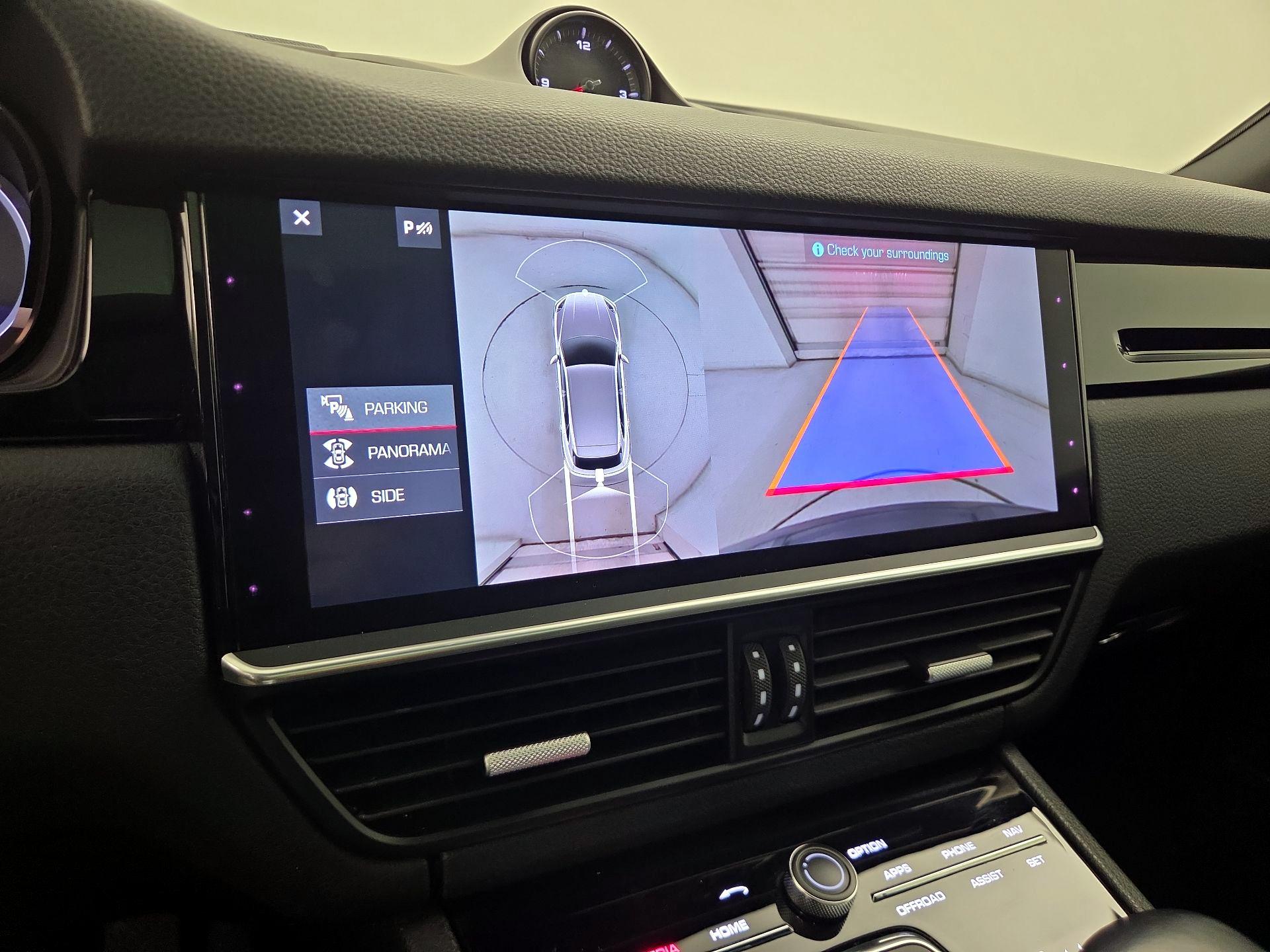 Thumbnail: 2019 Porsche Cayenne - 13