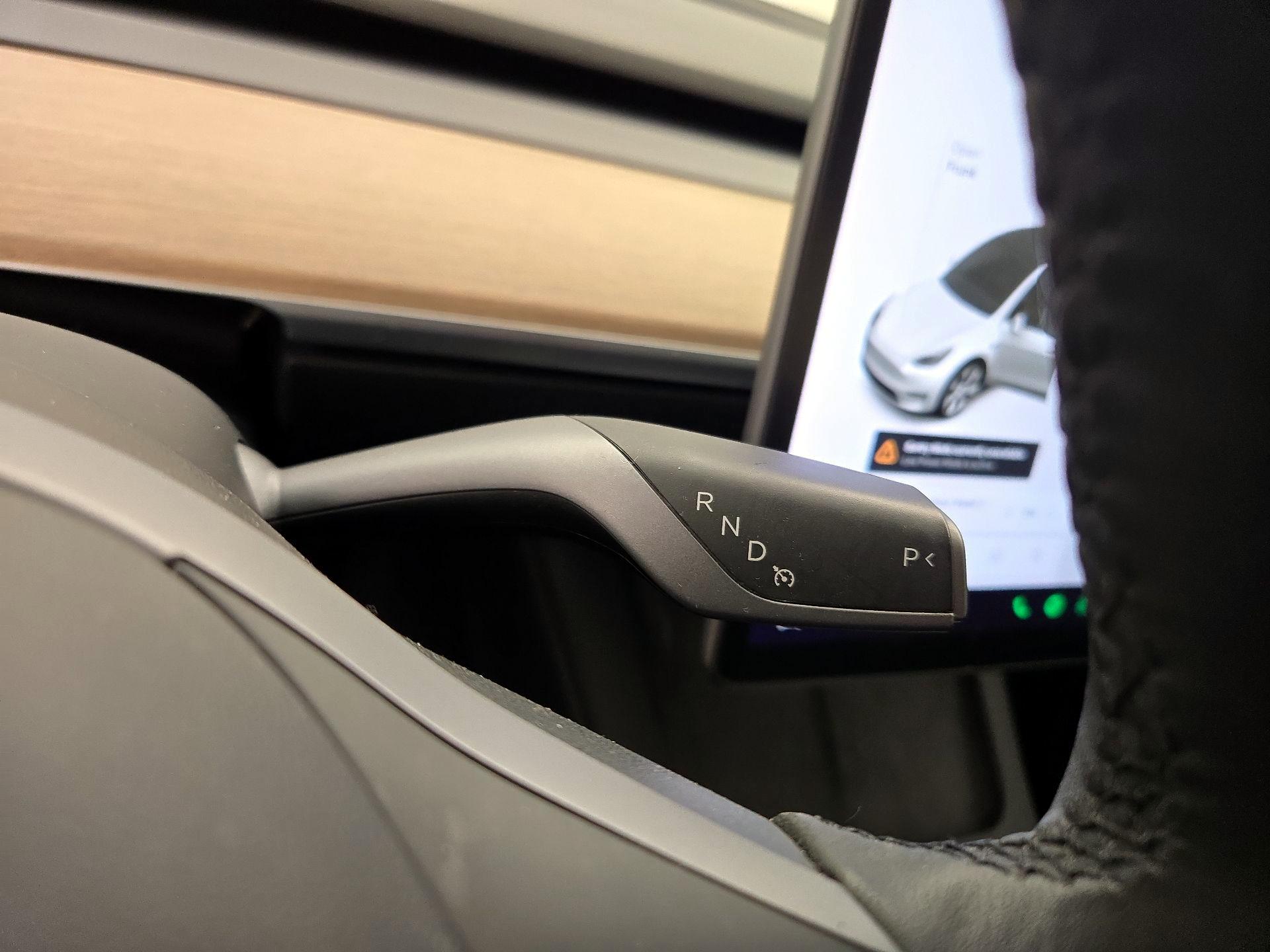 Thumbnail: 2022 Tesla Model Y - 17