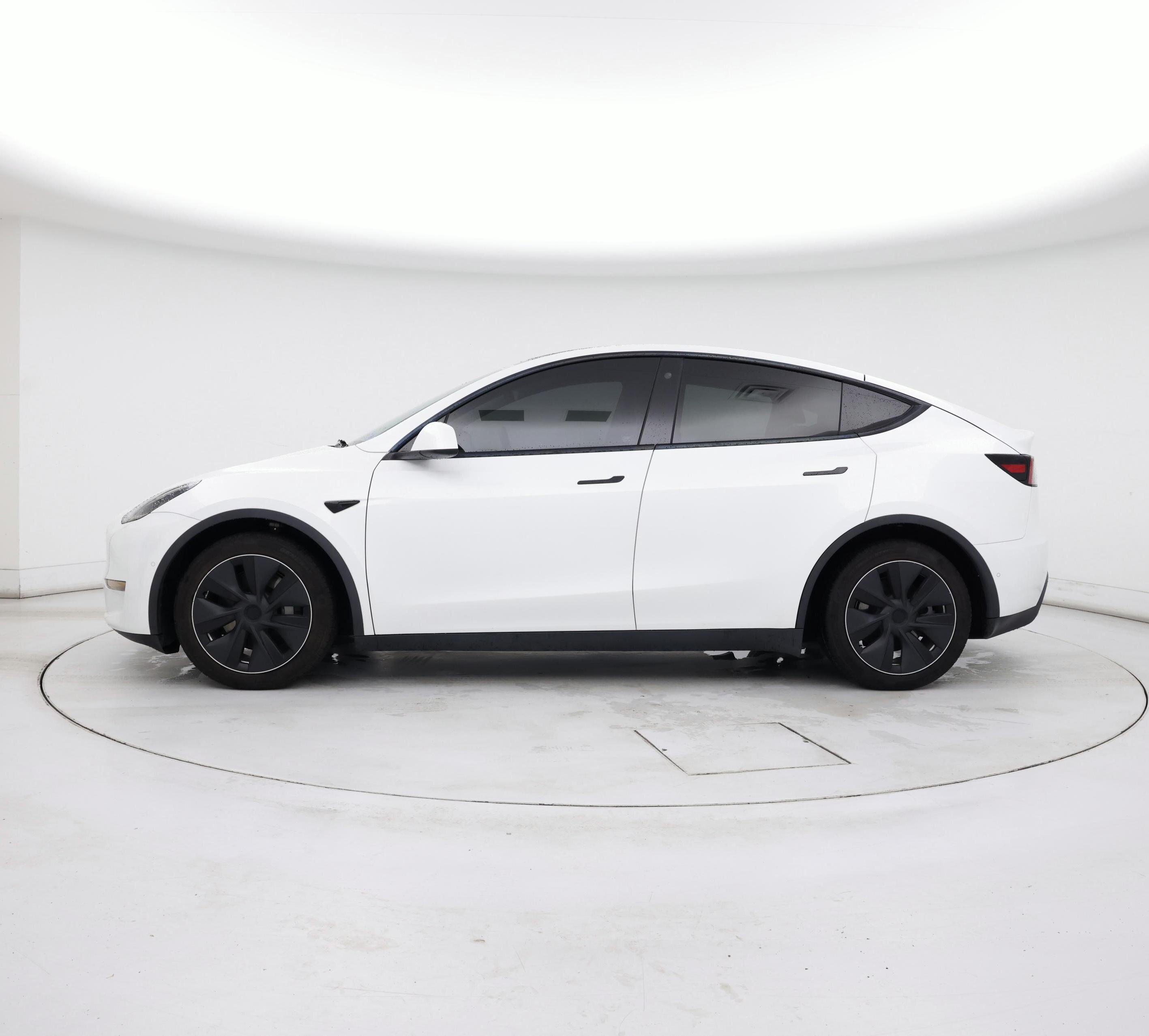 Thumbnail: 2022 Tesla Model Y - 3