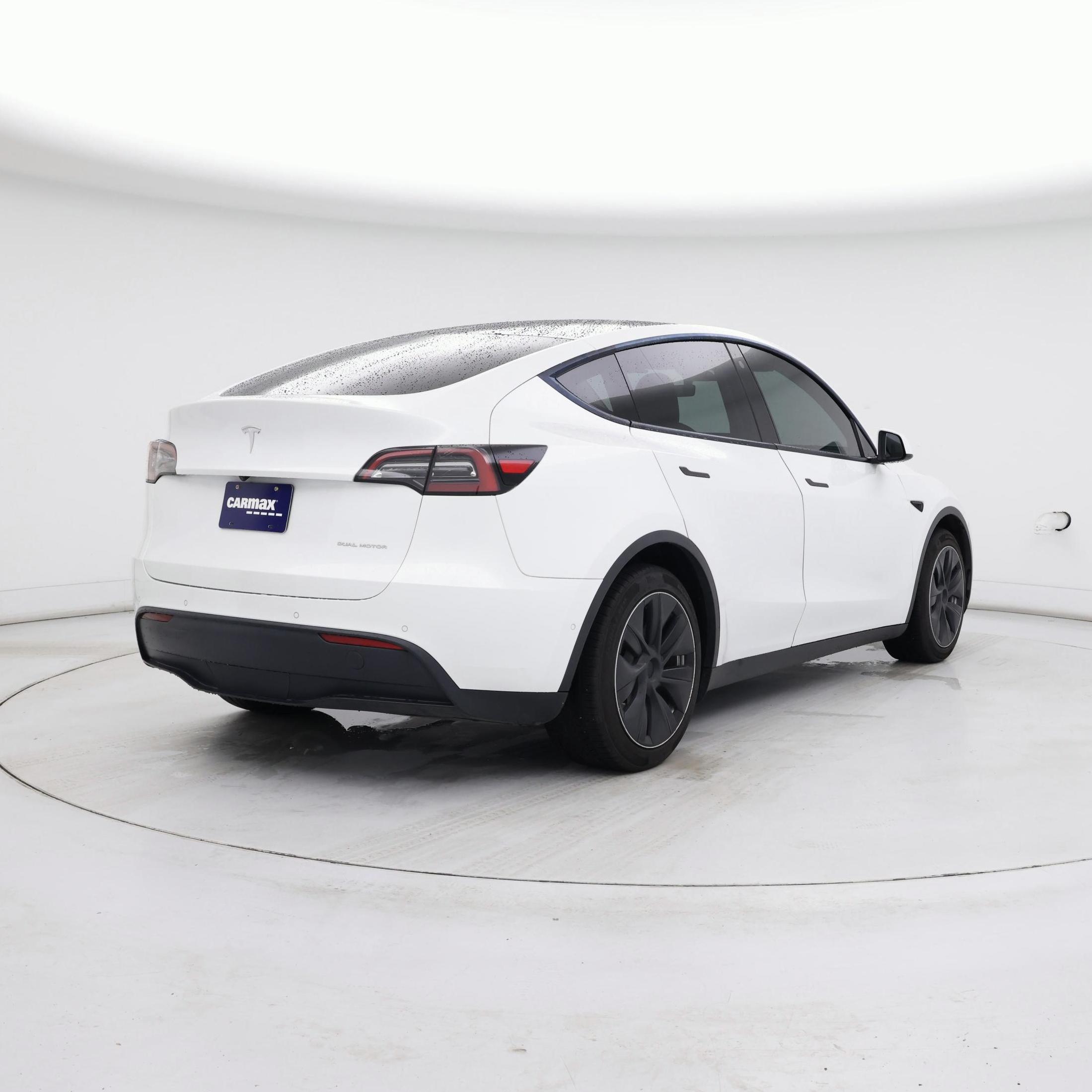 Thumbnail: 2022 Tesla Model Y - 8