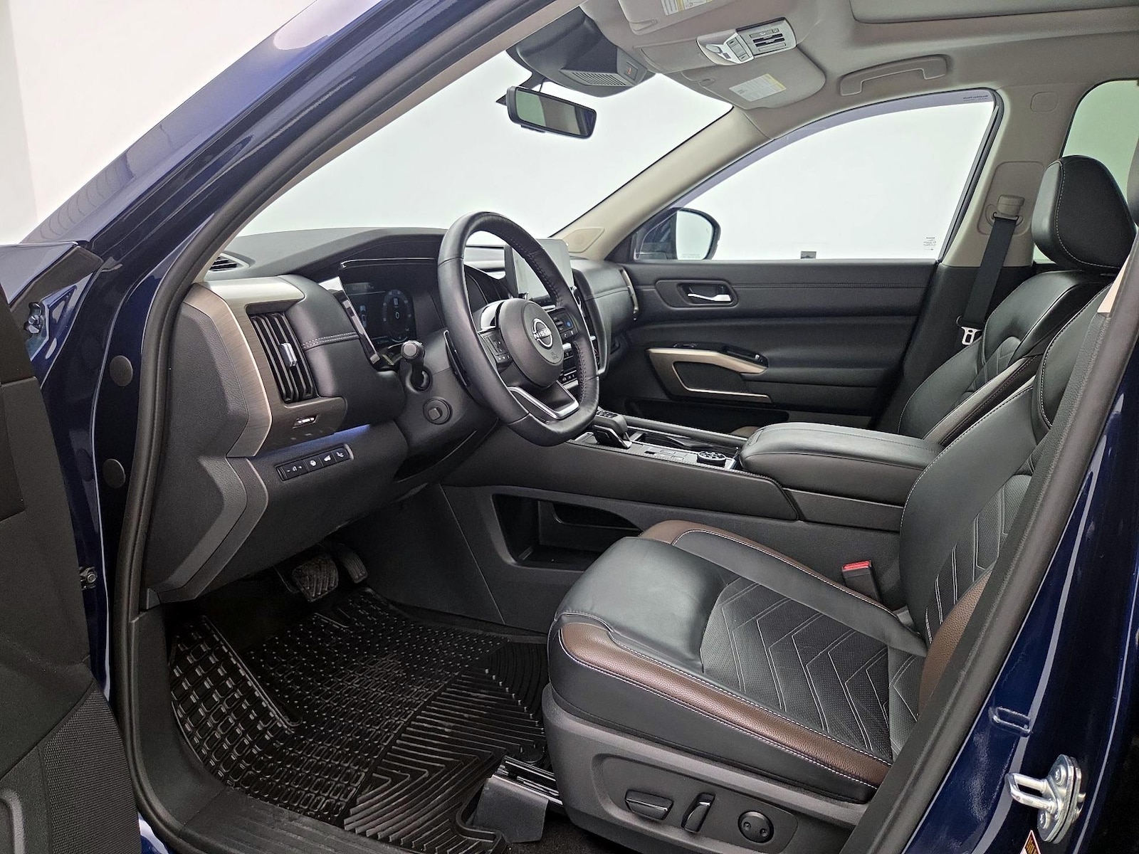 2024 Nissan Pathfinder Platinum - Photo 12