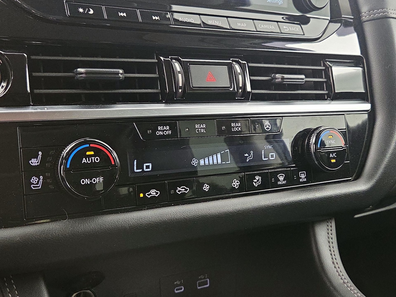 2024 Nissan Pathfinder Platinum - Photo 17