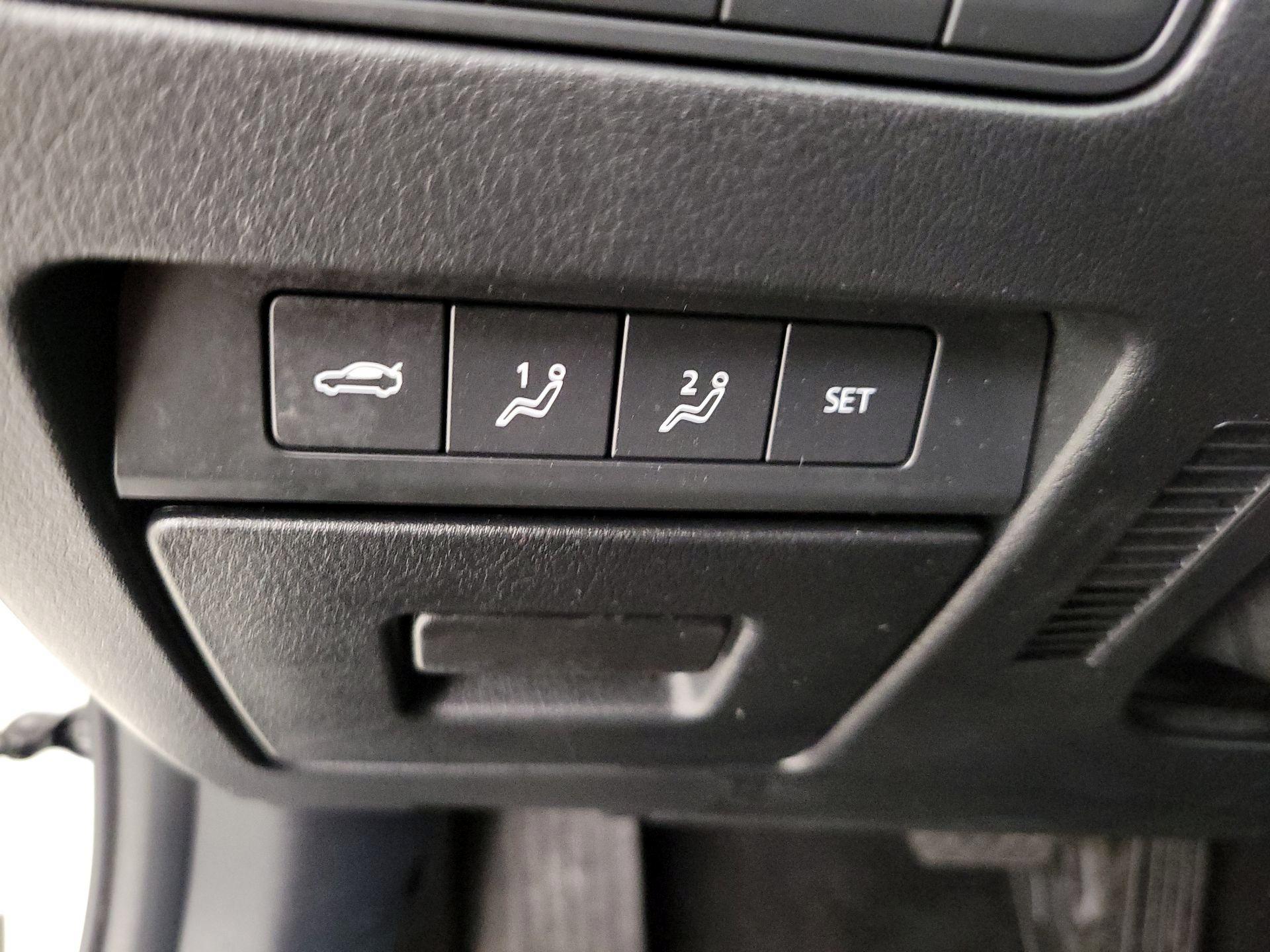 Thumbnail: 2023 Mazda Mazda3 - 13