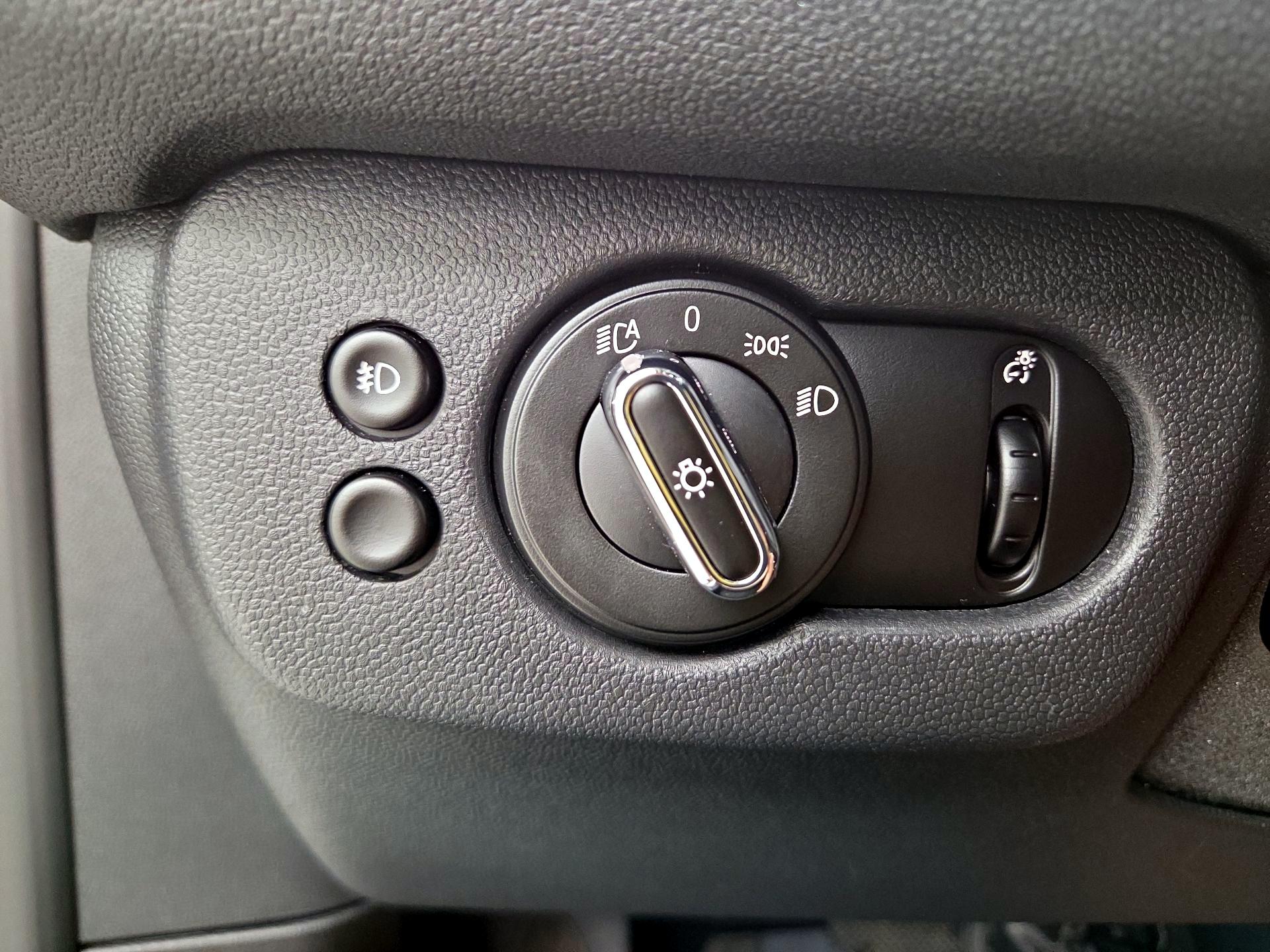 Thumbnail: 2023 MINI Cooper Clubman - 13