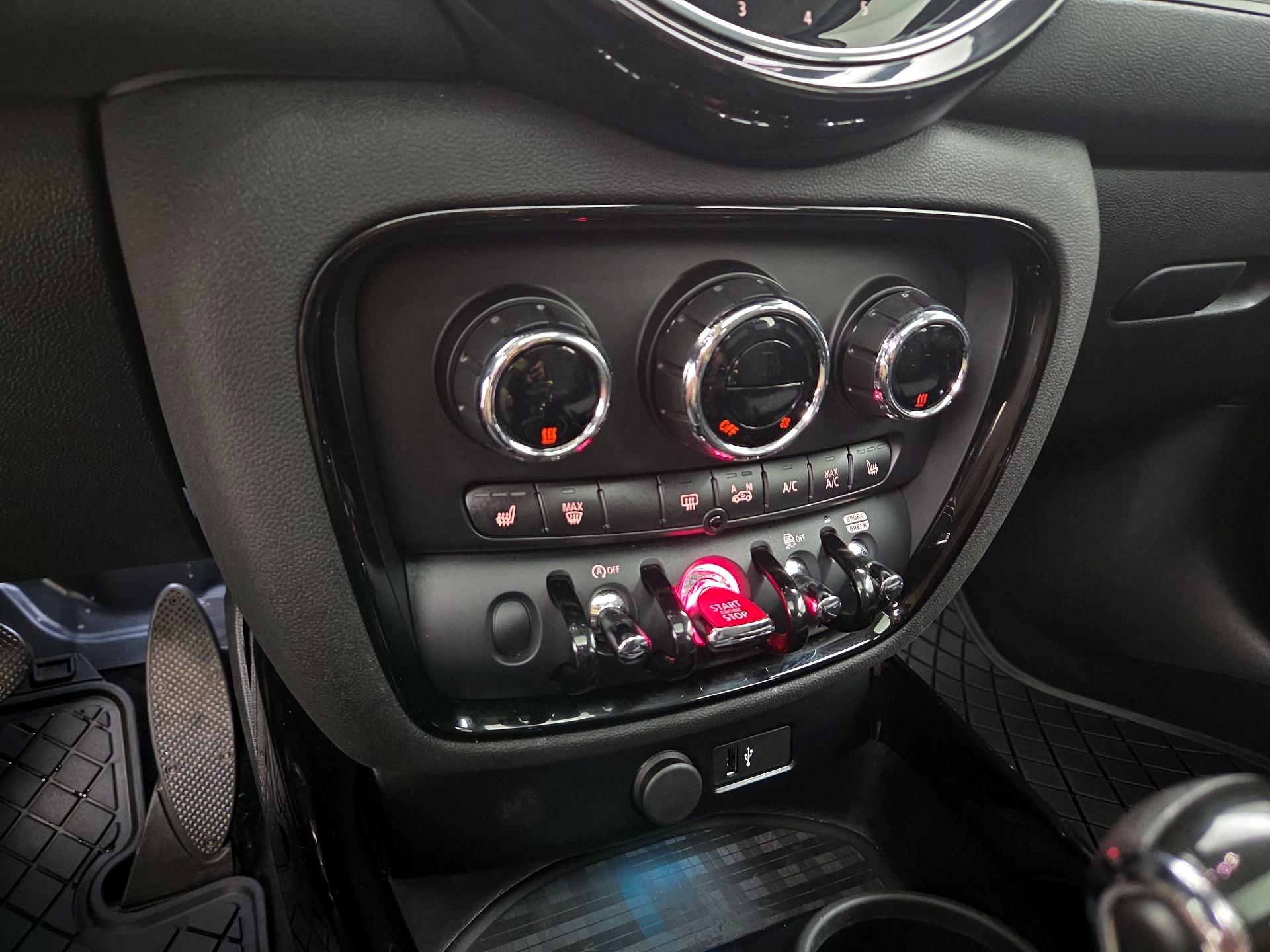 Thumbnail: 2023 MINI Cooper Clubman - 17