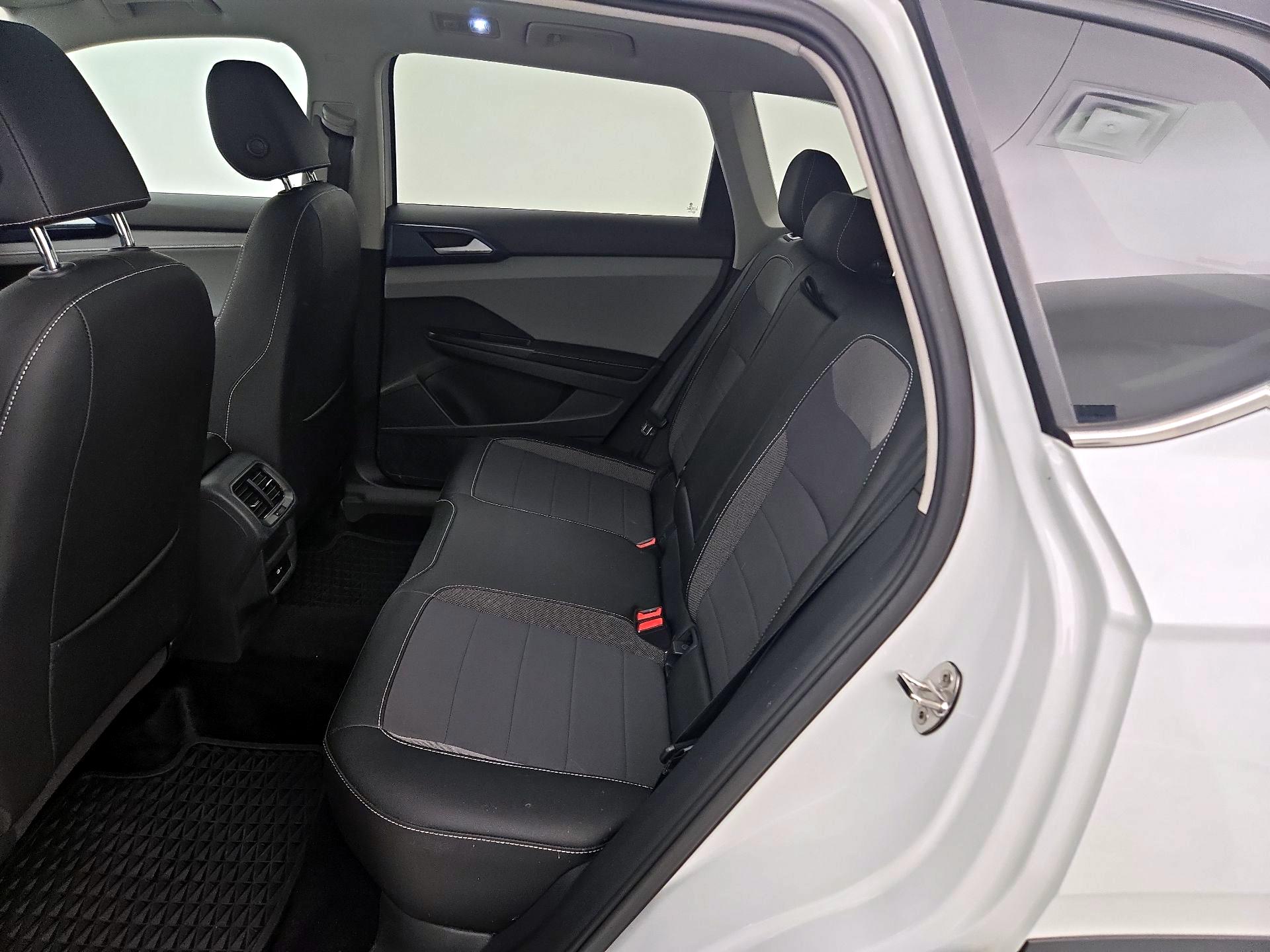 Thumbnail: 2024 Volkswagen Taos - 20