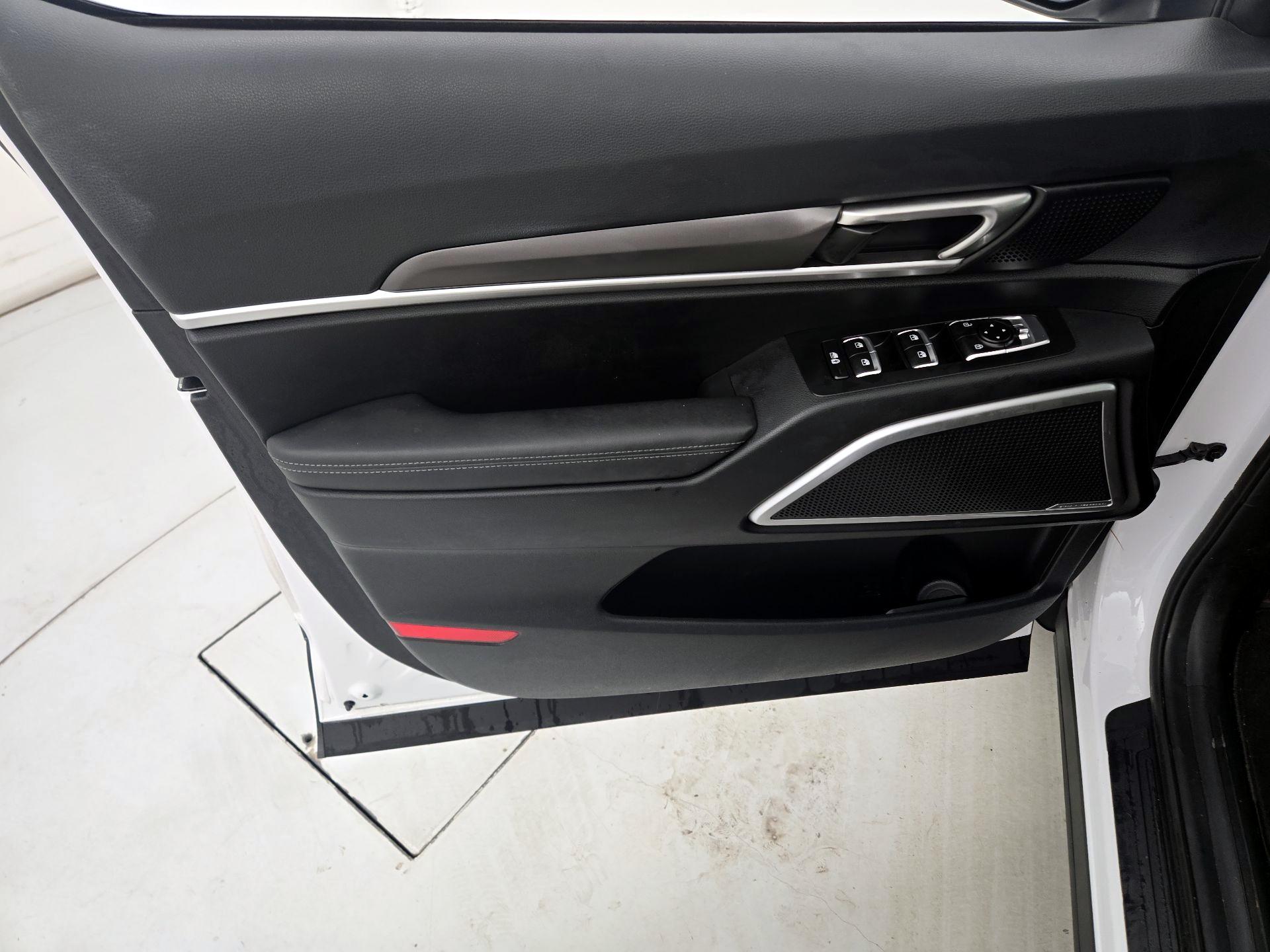 Thumbnail: 2023 Kia Telluride - 12