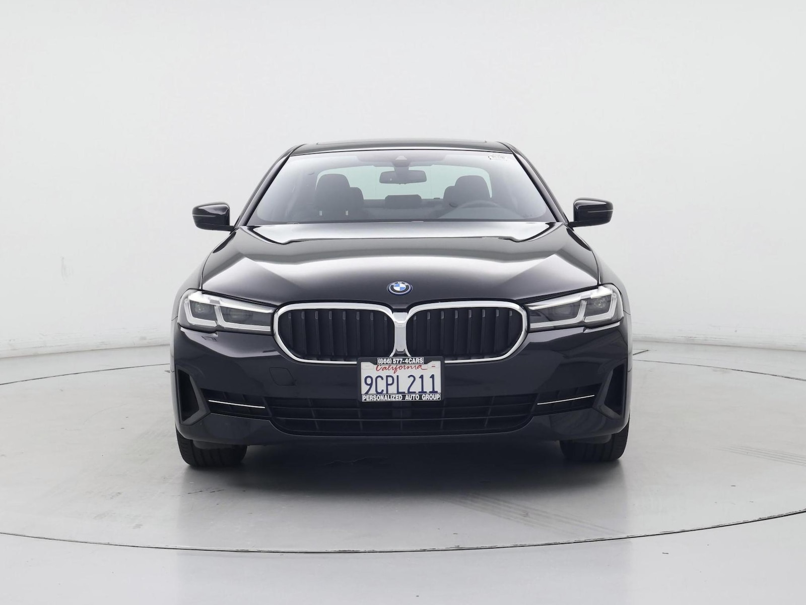 2022 BMW 5 Series 530e - Photo 6