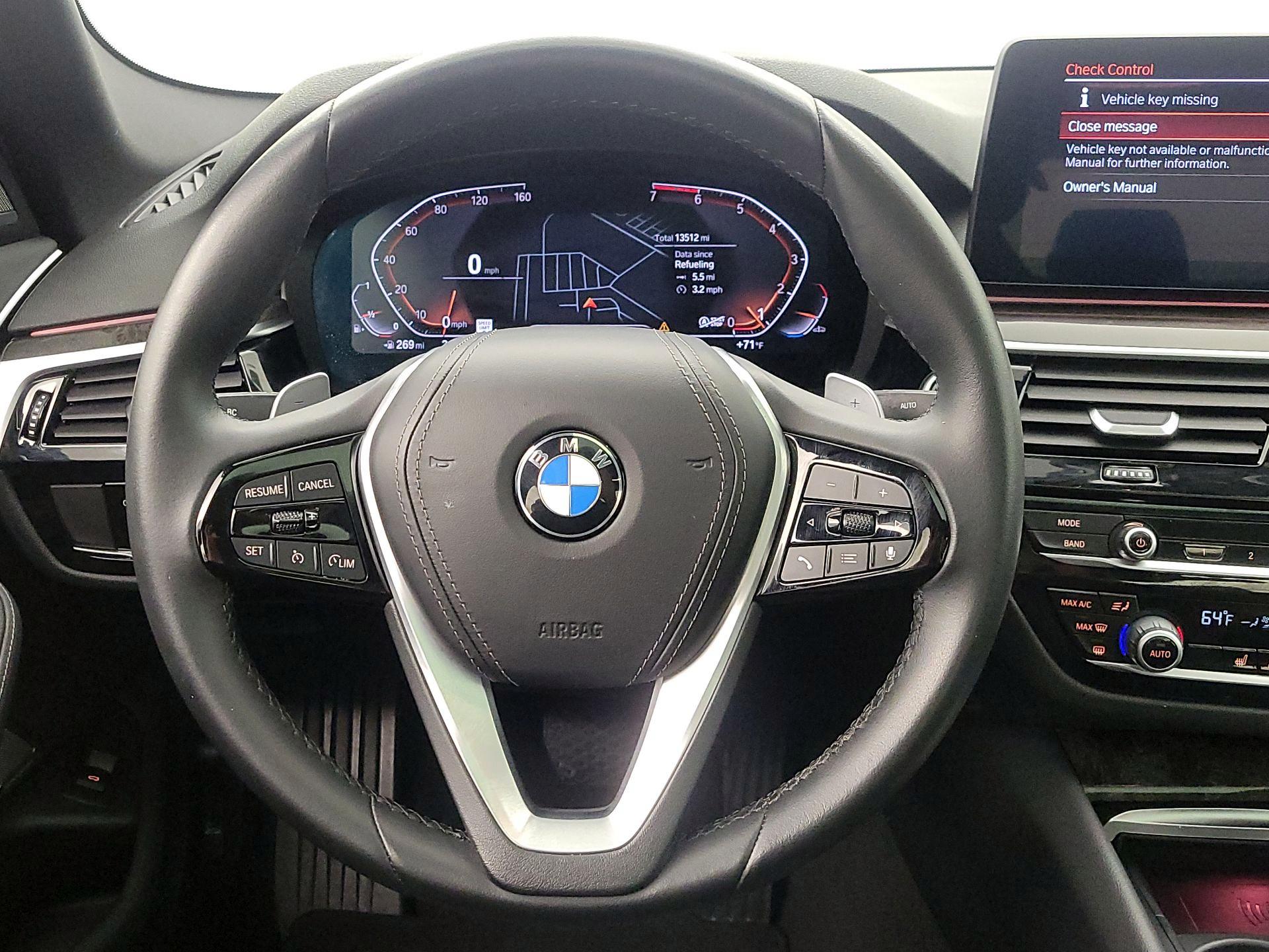 Thumbnail: 2022 BMW 5 Series - 10