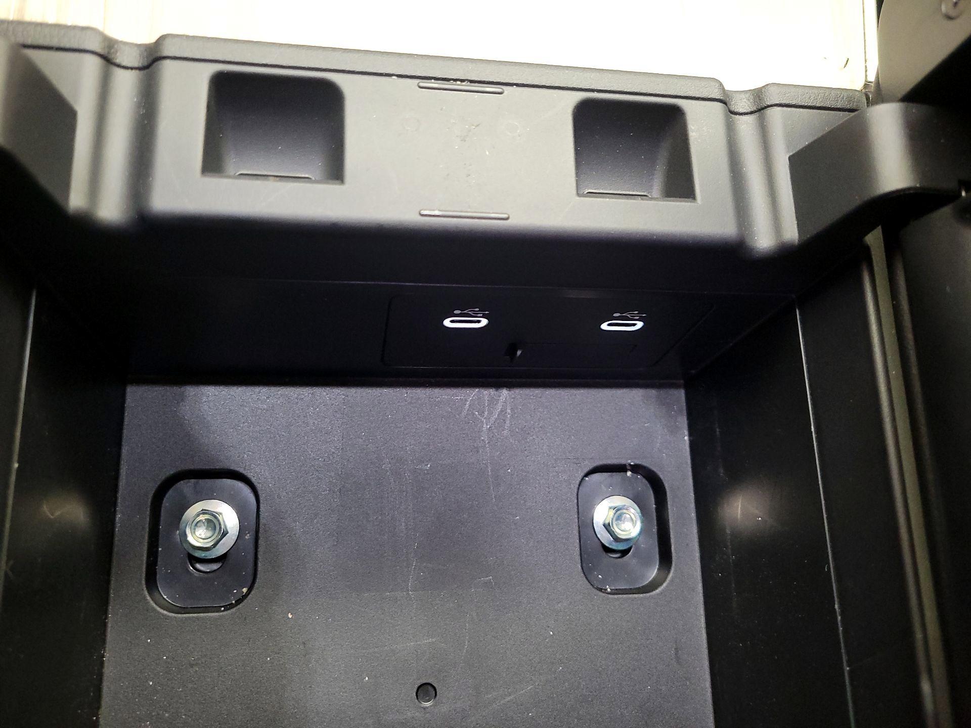 Thumbnail: 2024 Mazda CX-90 - 18