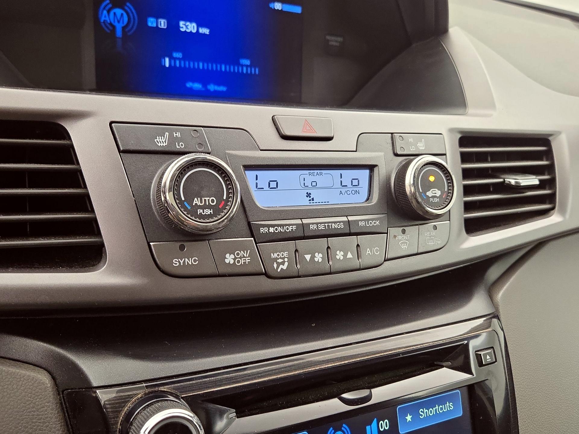 Thumbnail: 2014 Honda Odyssey - 17