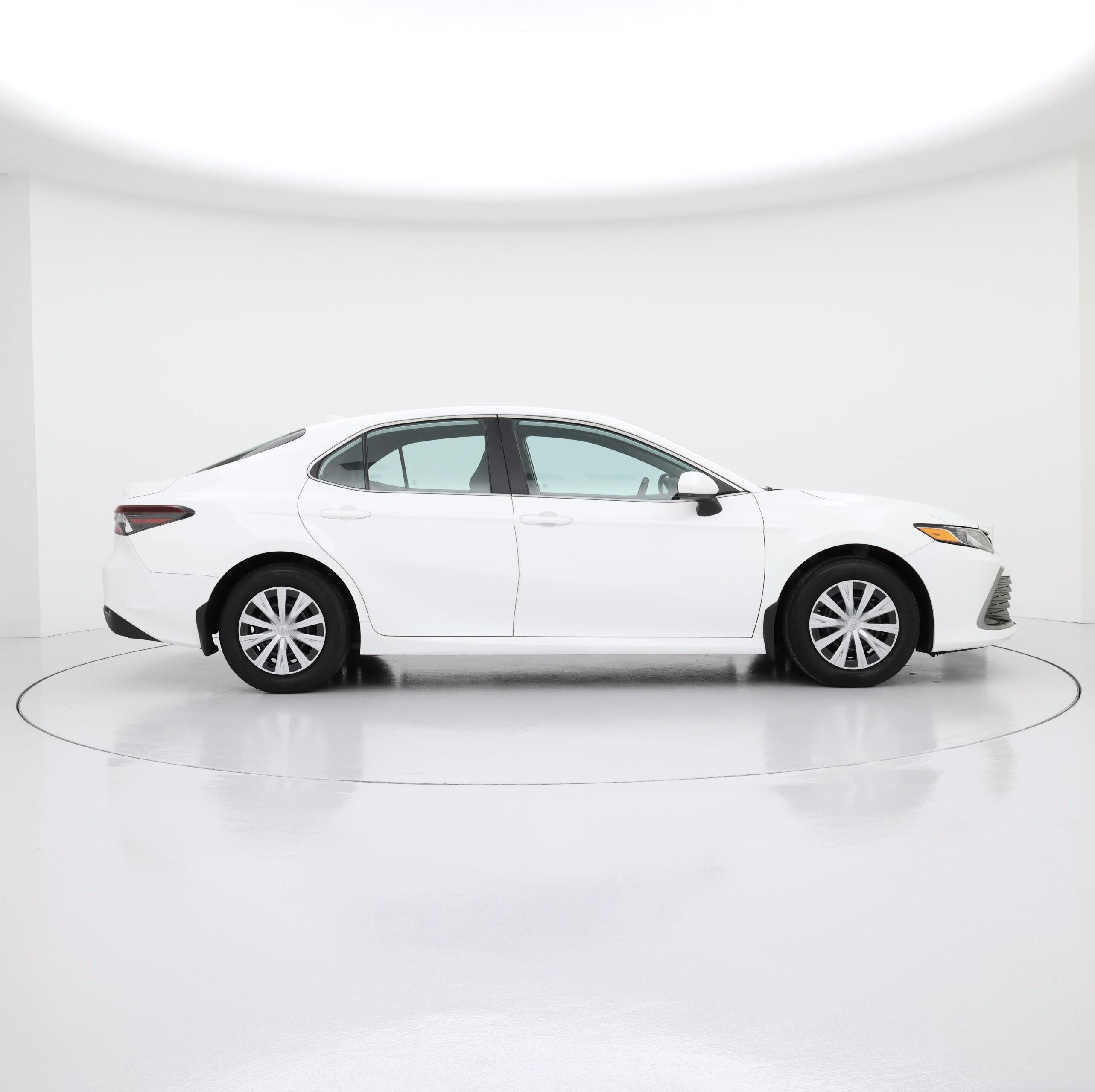 Thumbnail: 2022 Toyota Camry - 7