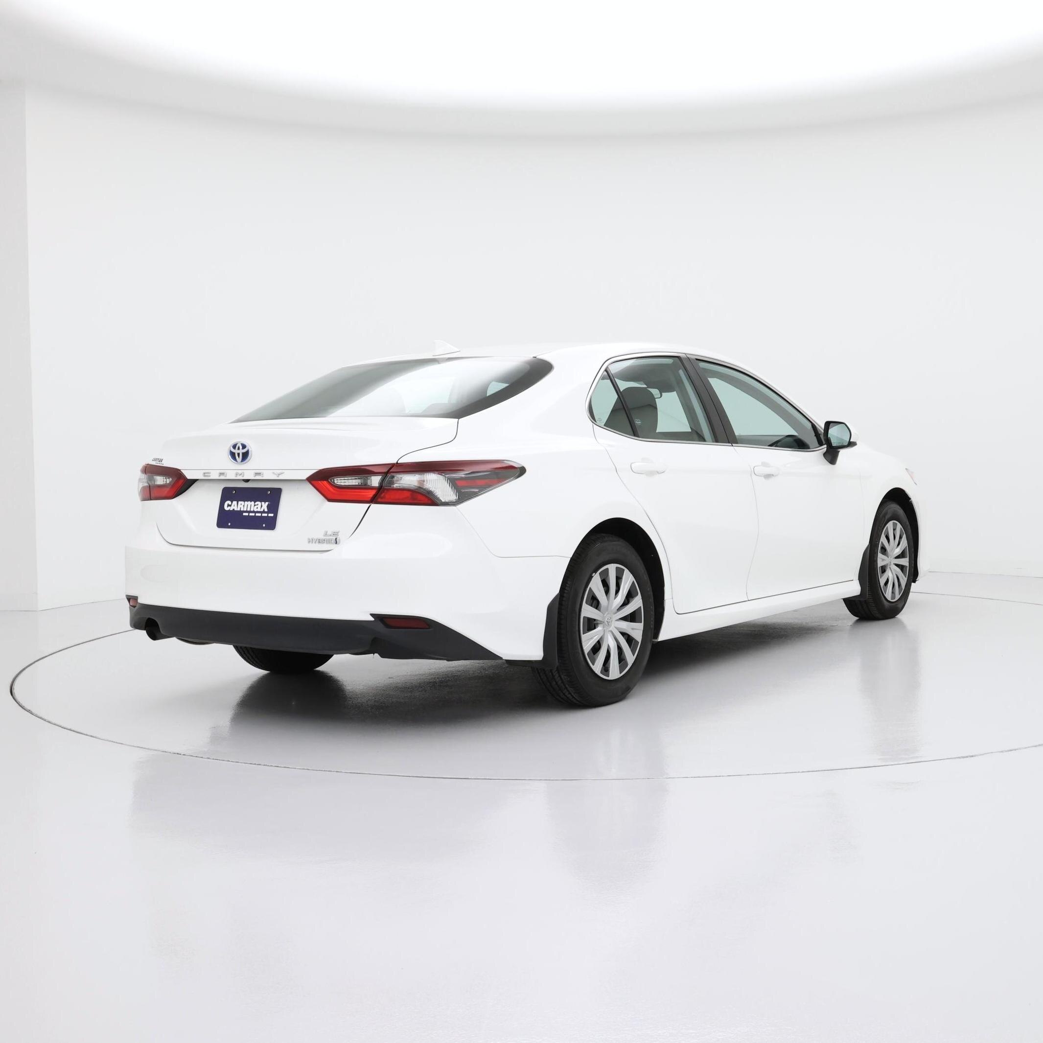 Thumbnail: 2022 Toyota Camry - 8