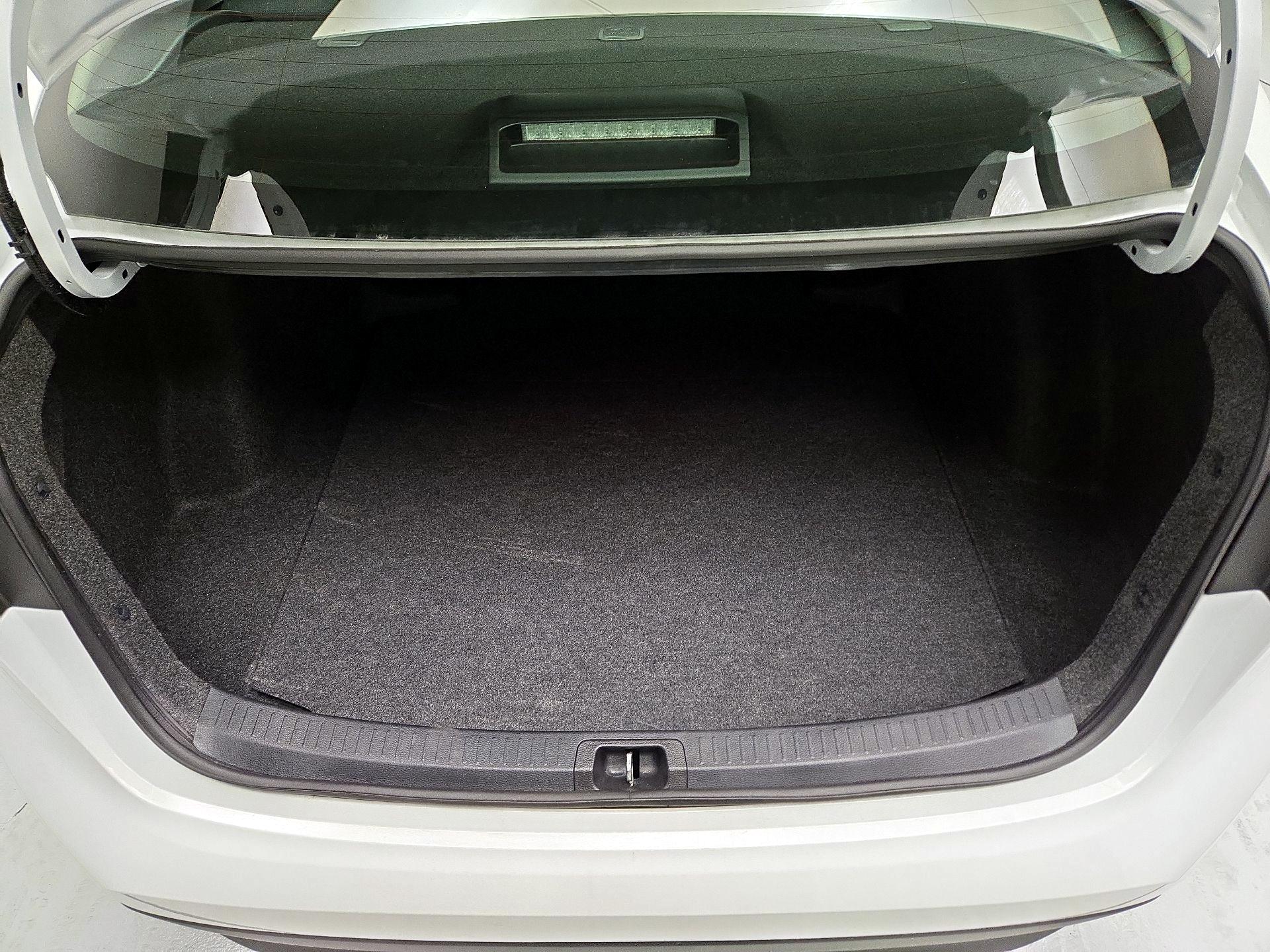 Thumbnail: 2025 Toyota Corolla - 20