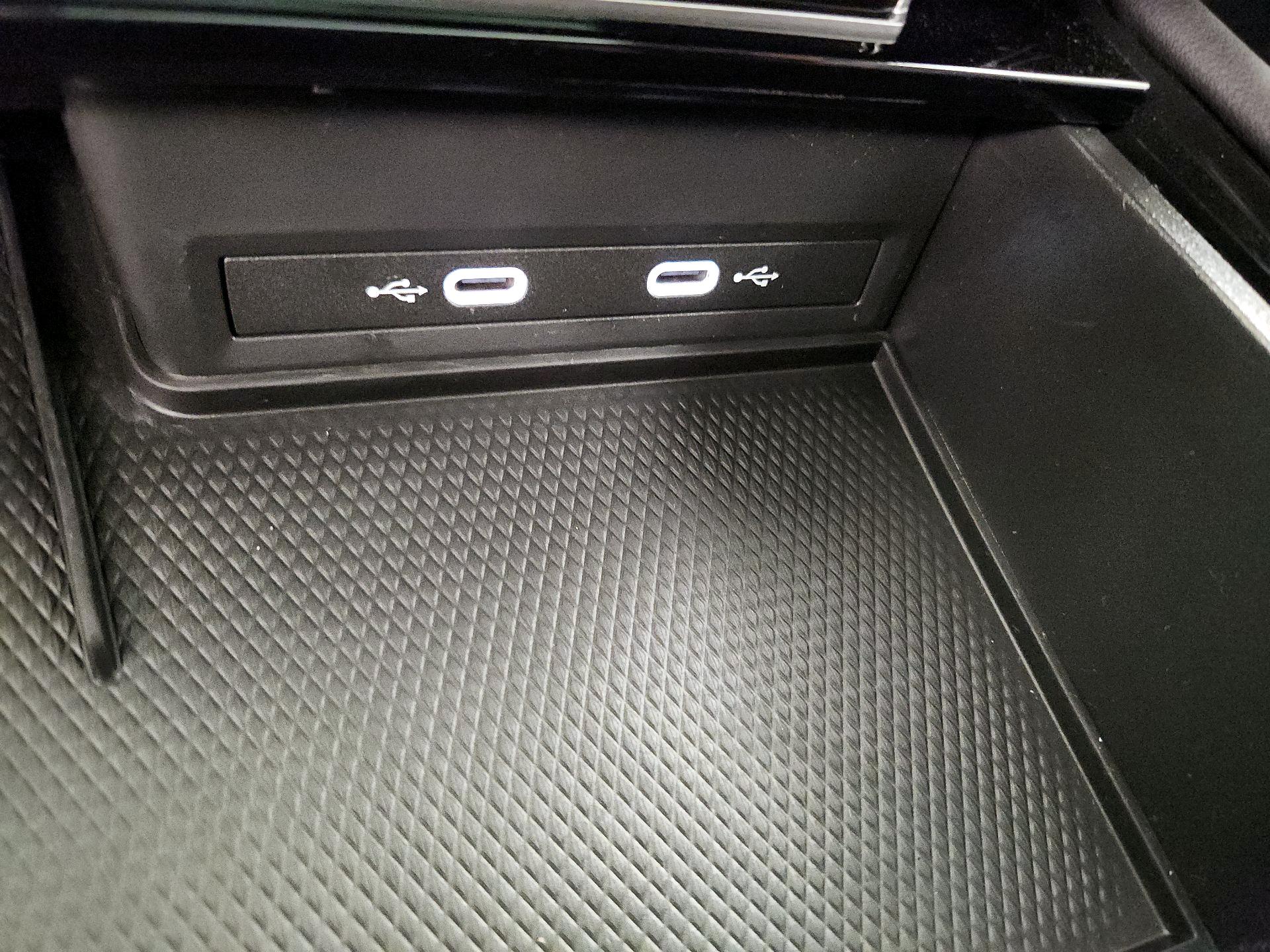 Thumbnail: 2025 Volkswagen Atlas - 18