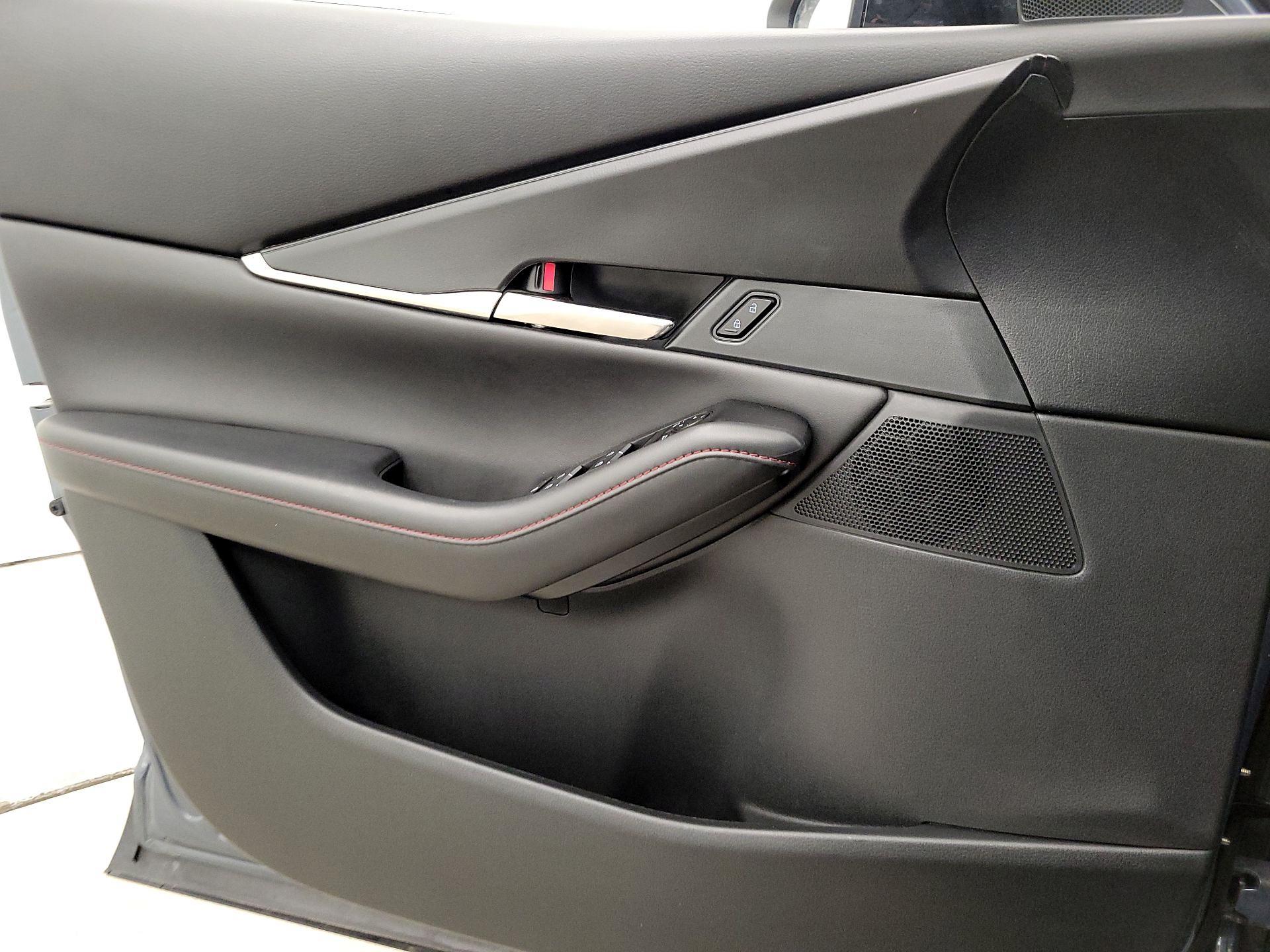 Thumbnail: 2023 Mazda CX-30 - 12