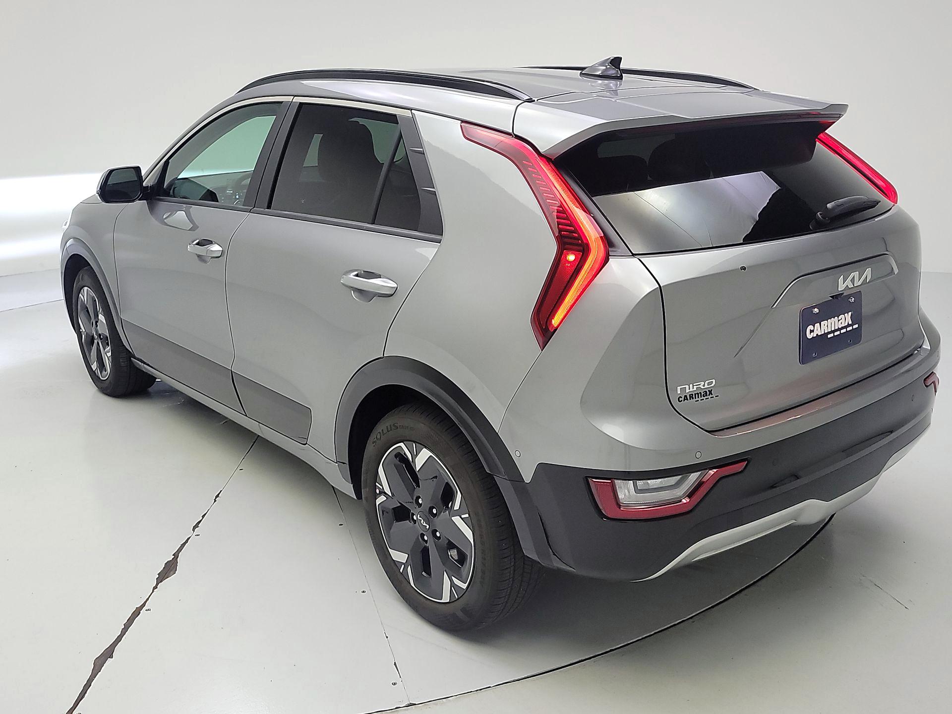 Thumbnail: 2025 Kia Niro - 7