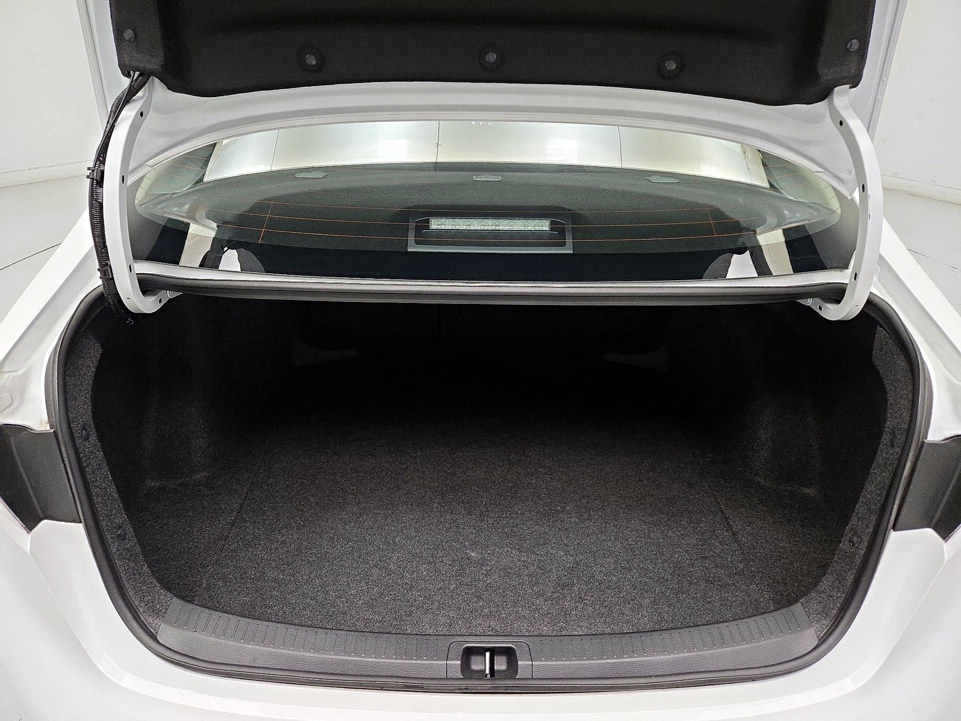 Thumbnail: 2025 Toyota Corolla - 20