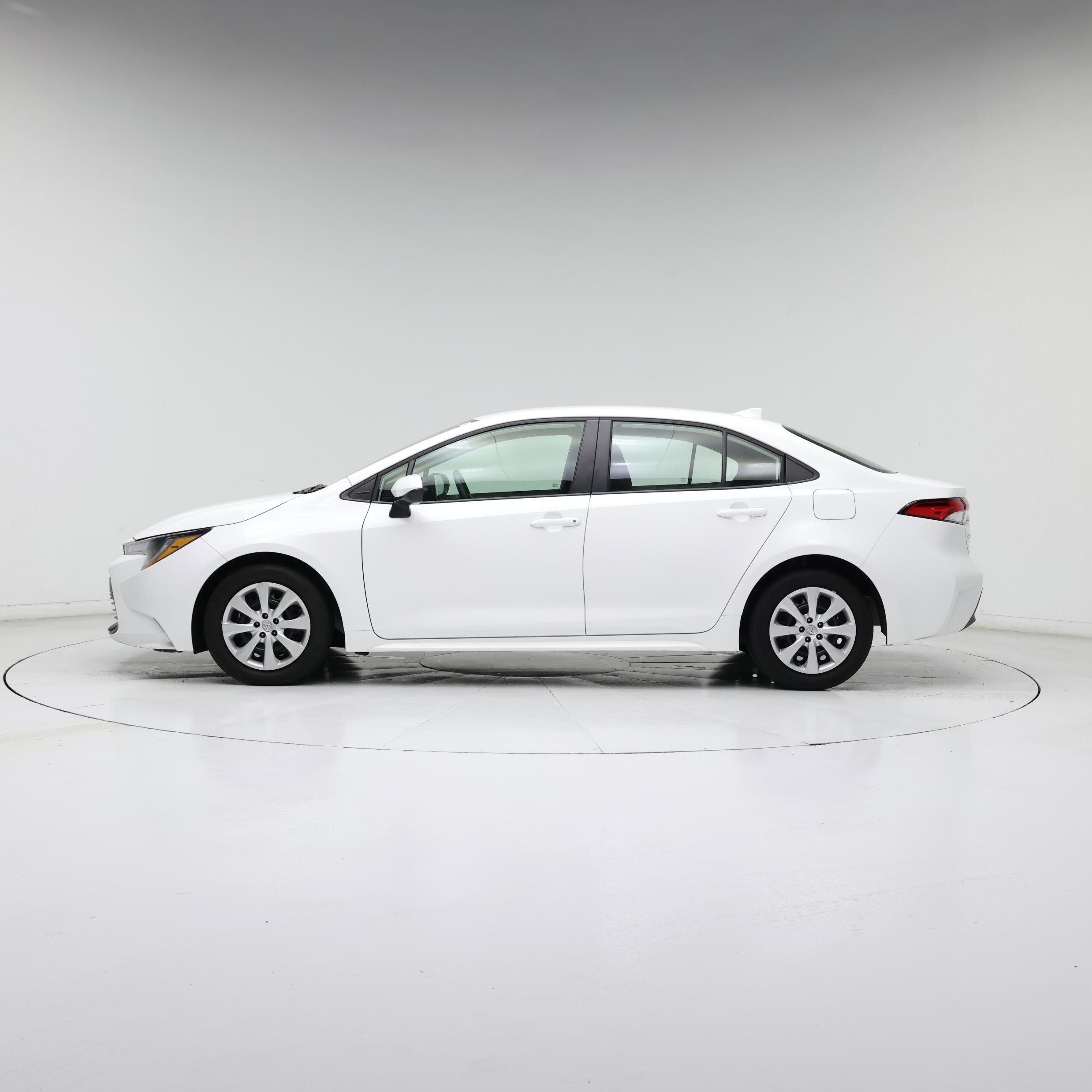 Thumbnail: 2025 Toyota Corolla - 3