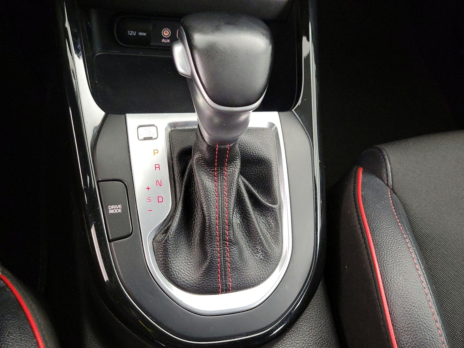 Thumbnail: 2021 Kia Forte - 17