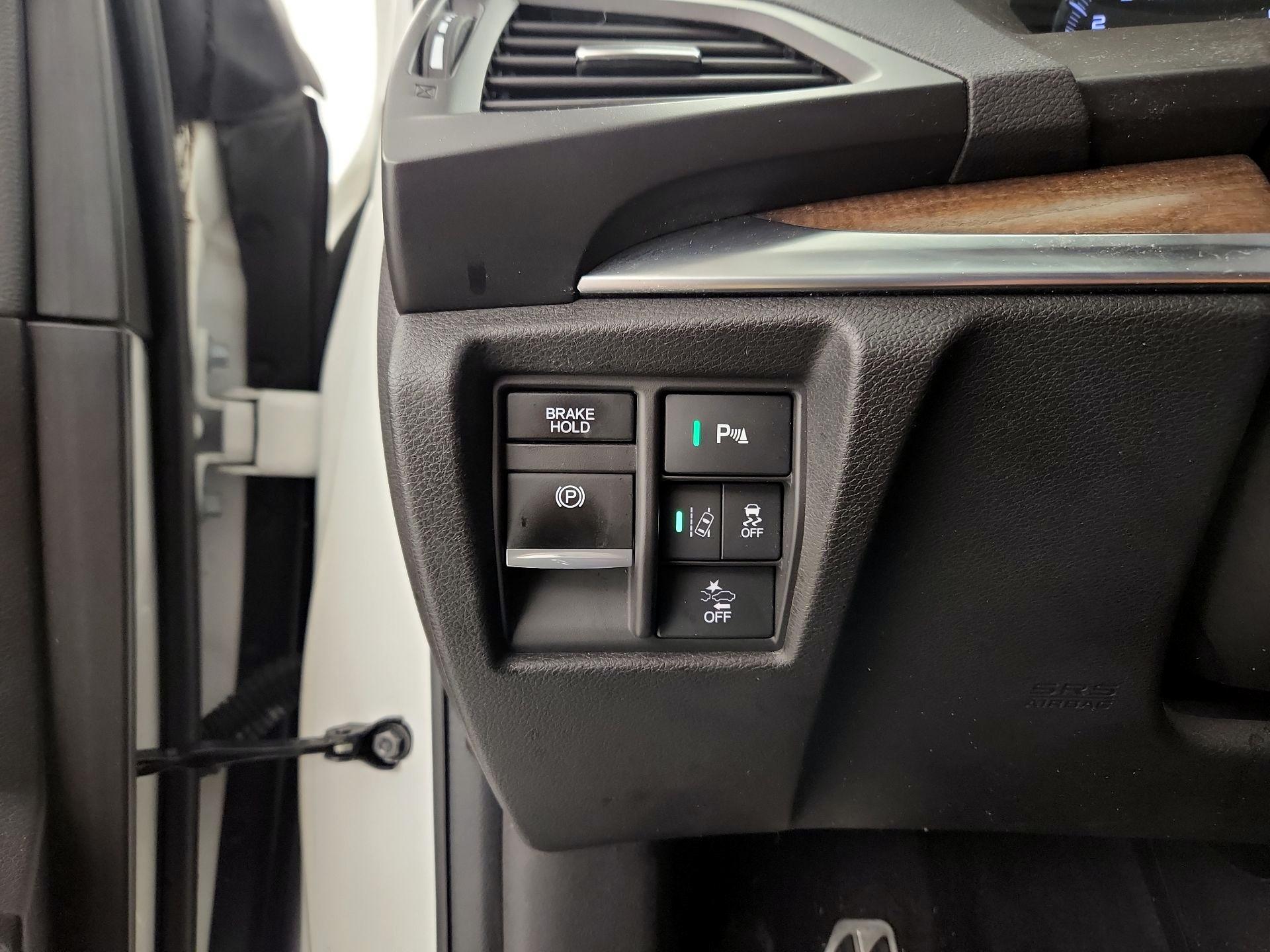 Thumbnail: 2019 Acura MDX - 13