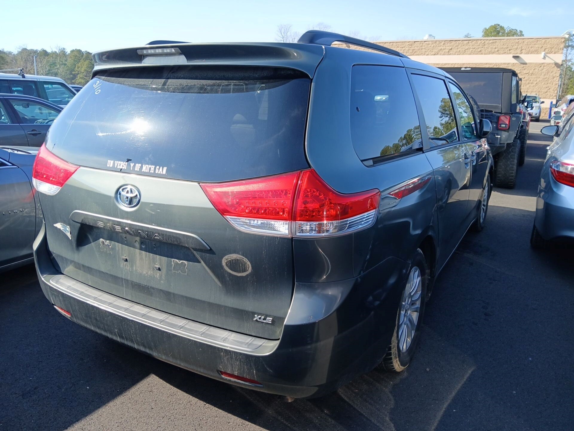 Thumbnail: 2017 Honda Pilot - 3