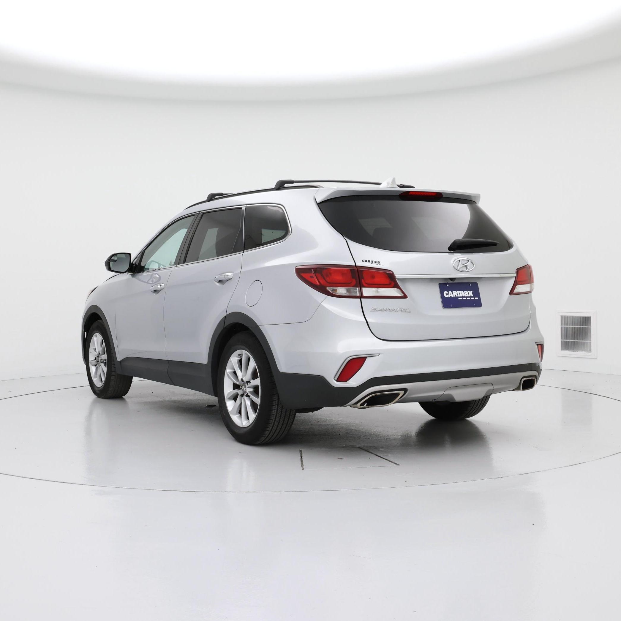 Thumbnail: 2018 Hyundai Santa Fe - 2