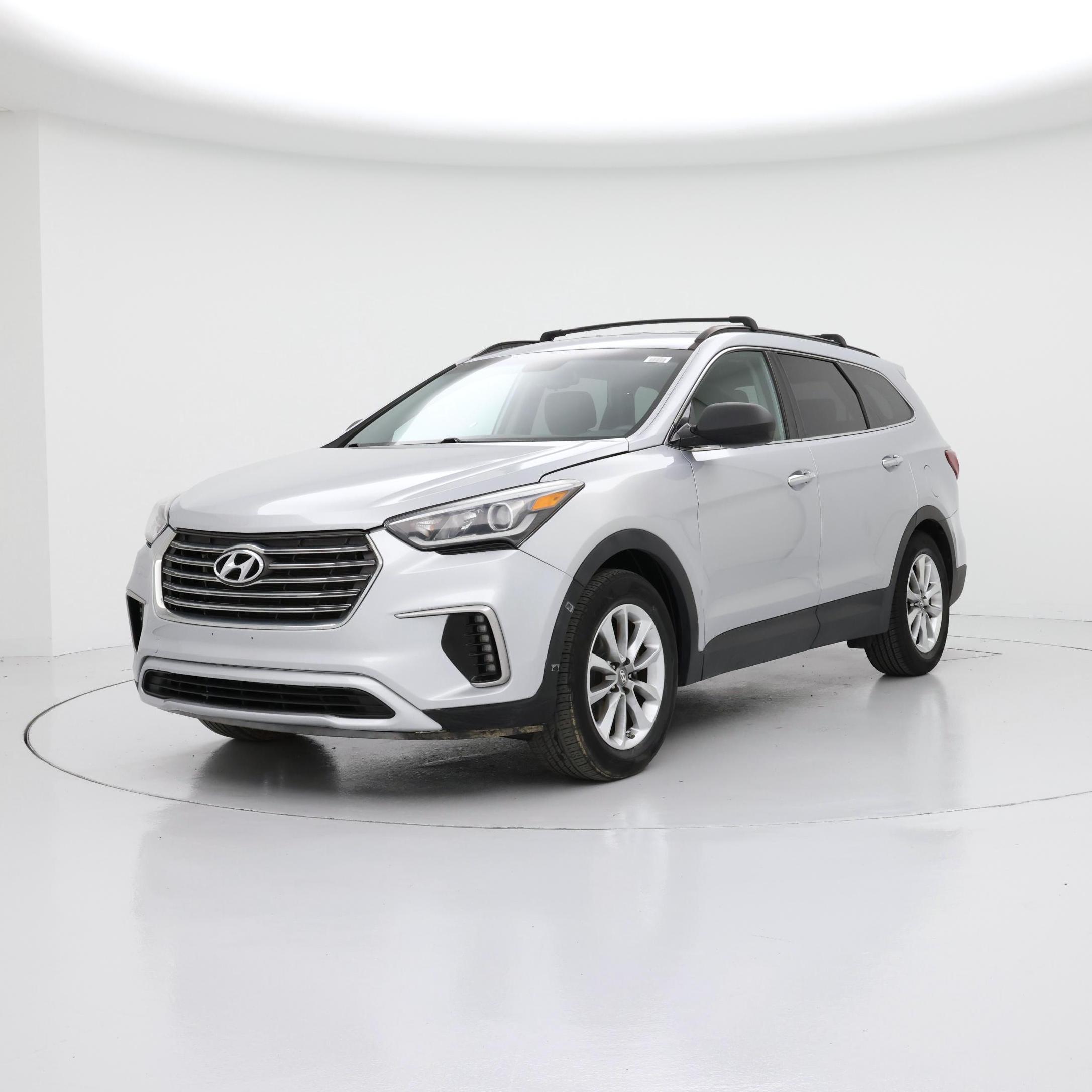 Thumbnail: 2018 Hyundai Santa Fe - 4