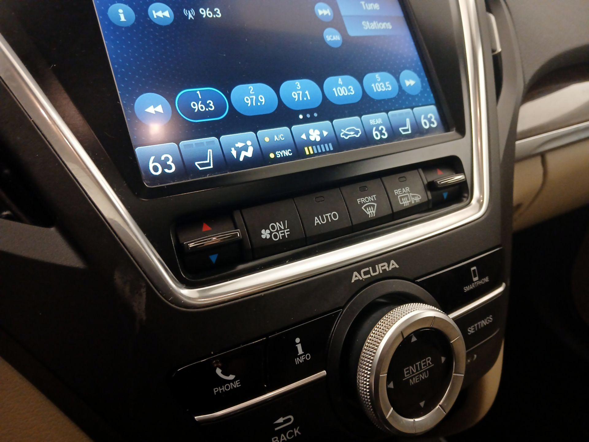 Thumbnail: 2020 Acura MDX - 16