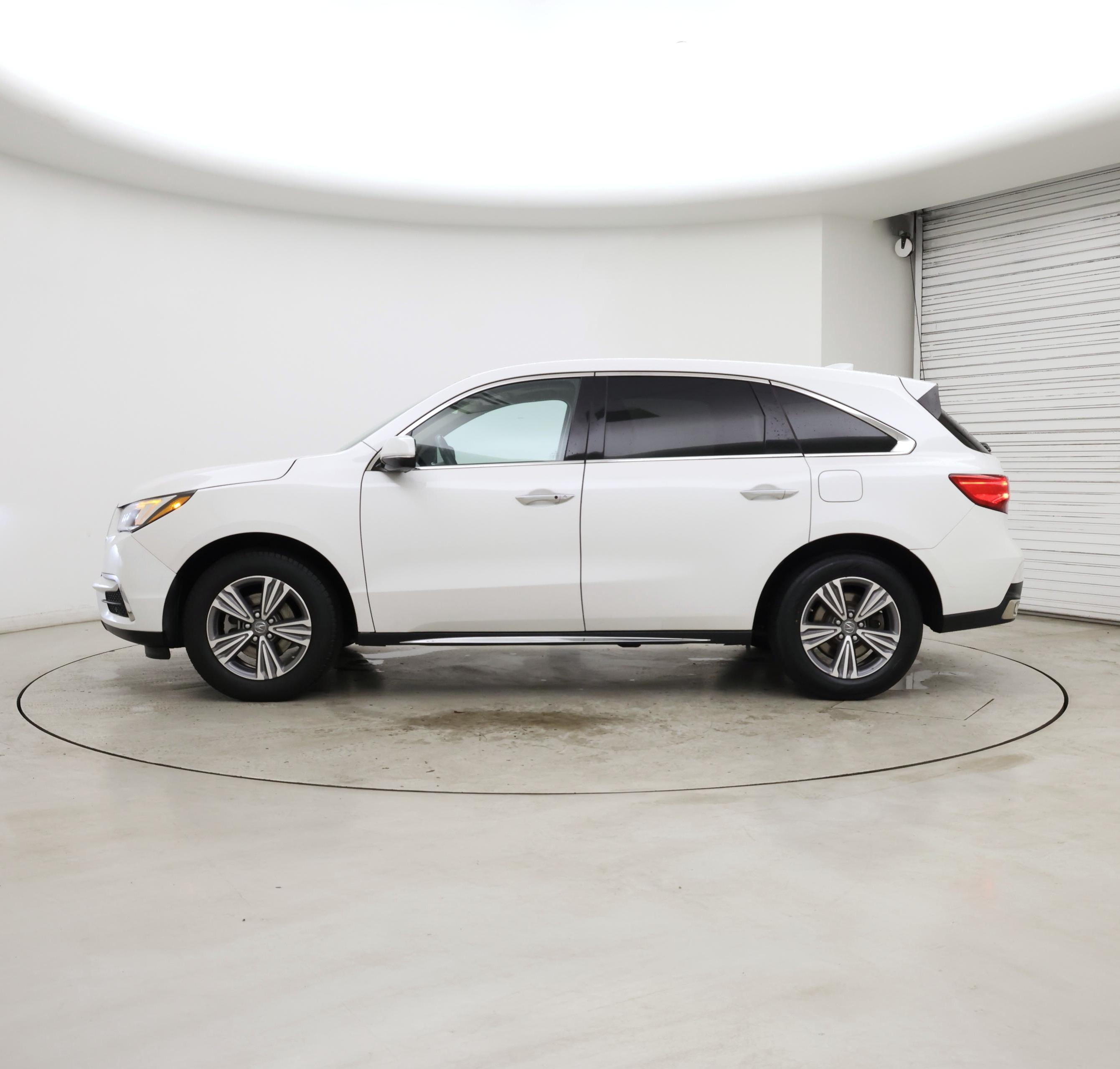 Thumbnail: 2020 Acura MDX - 3