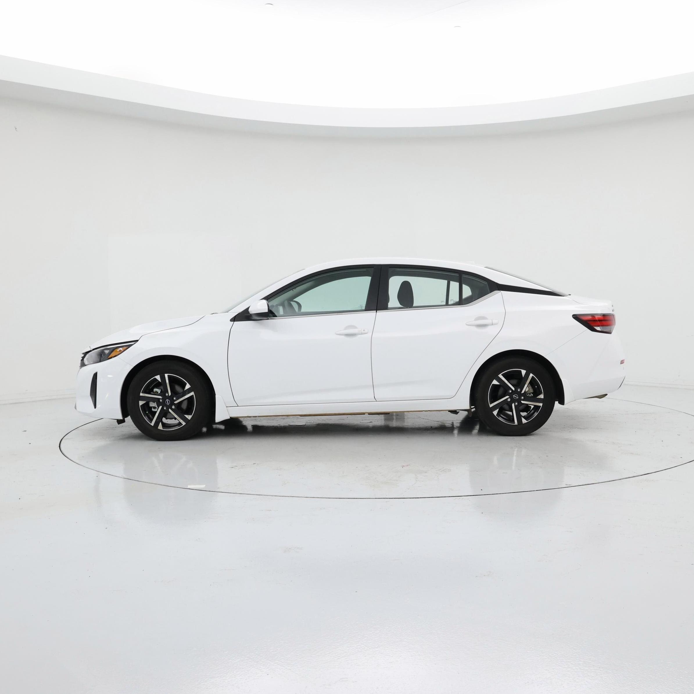 Thumbnail: 2025 Nissan Sentra - 3