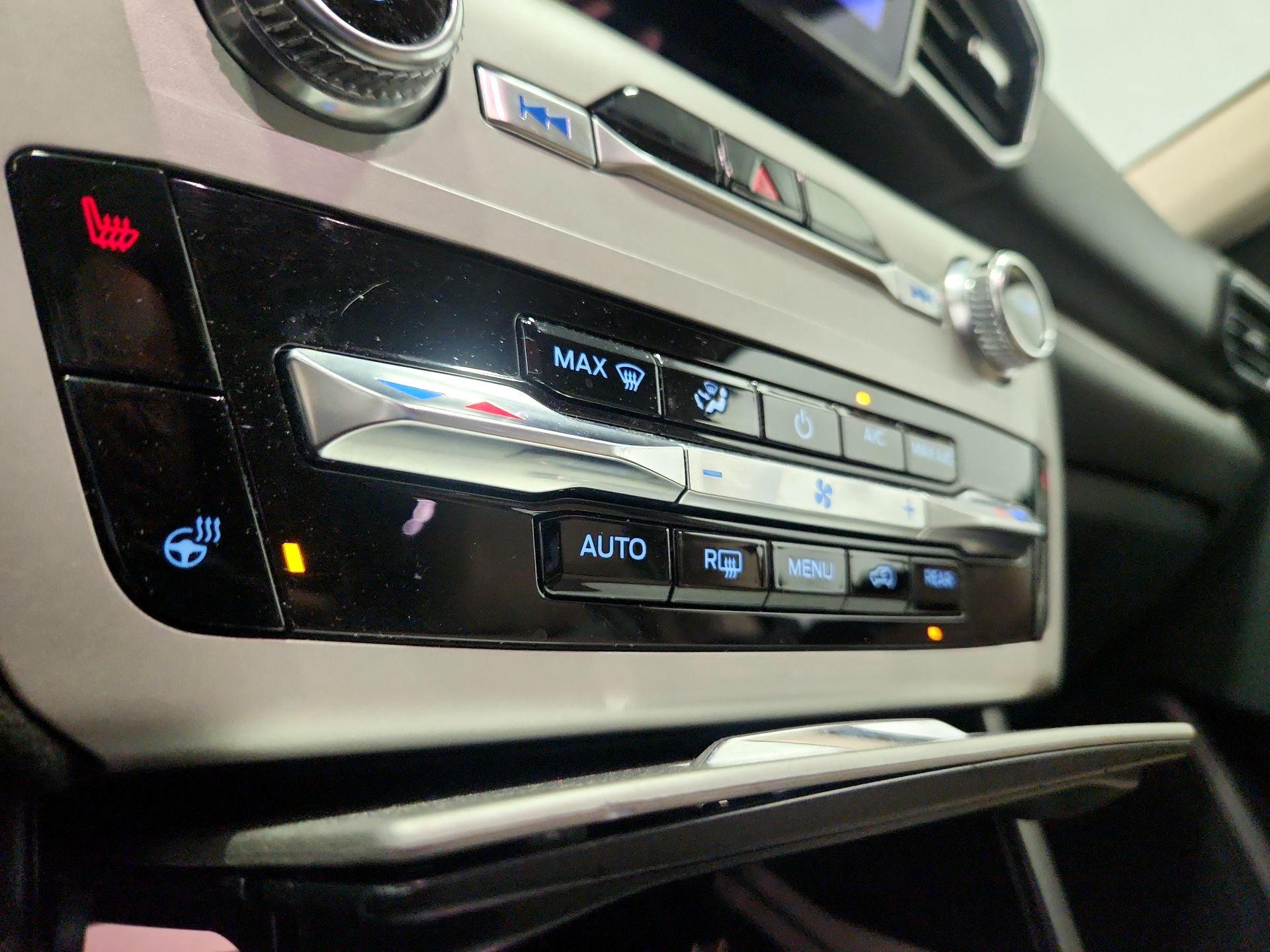 Thumbnail: 2024 Ford Explorer - 16