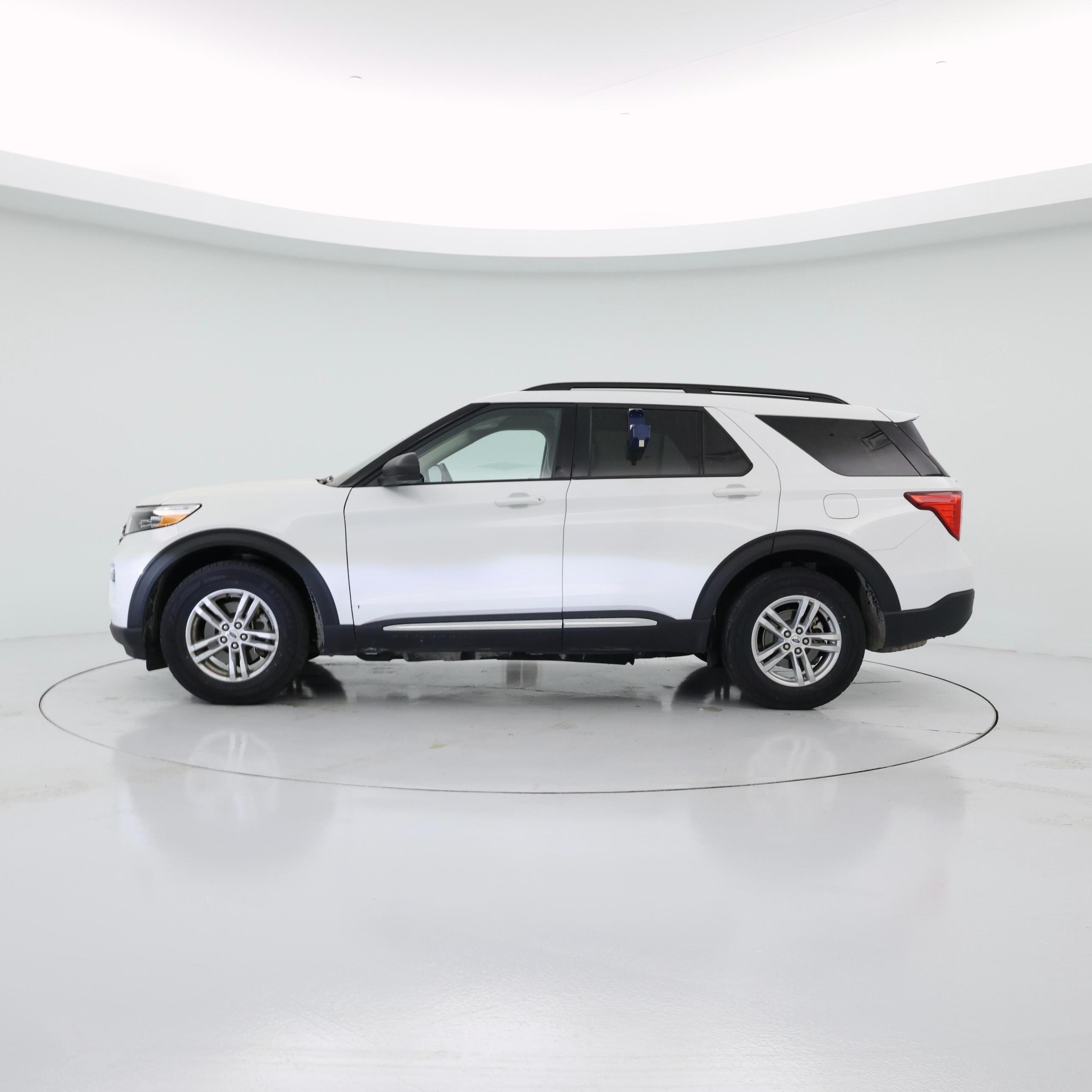 Thumbnail: 2024 Ford Explorer - 3