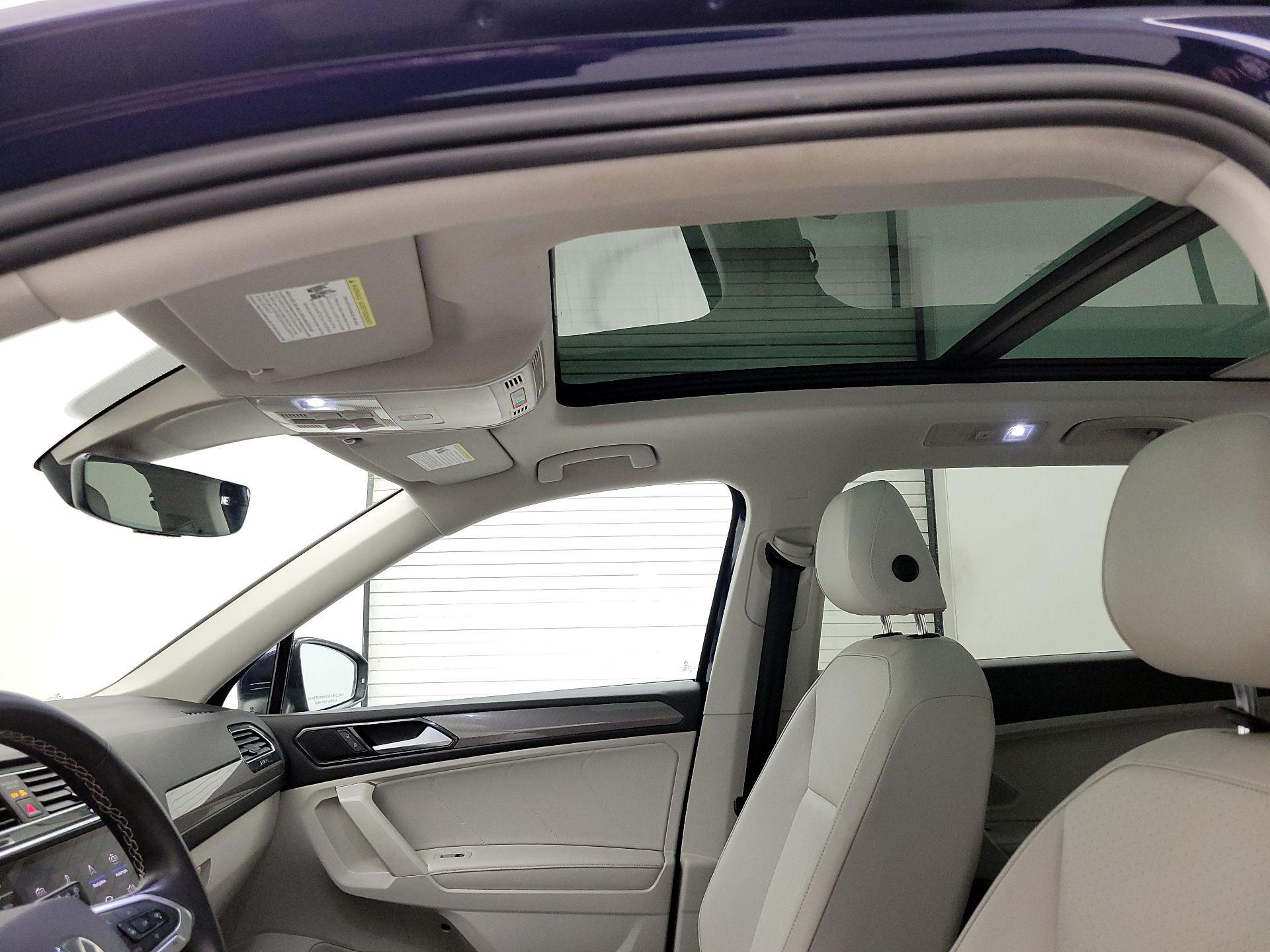 Thumbnail: 2022 Volkswagen Tiguan - 19