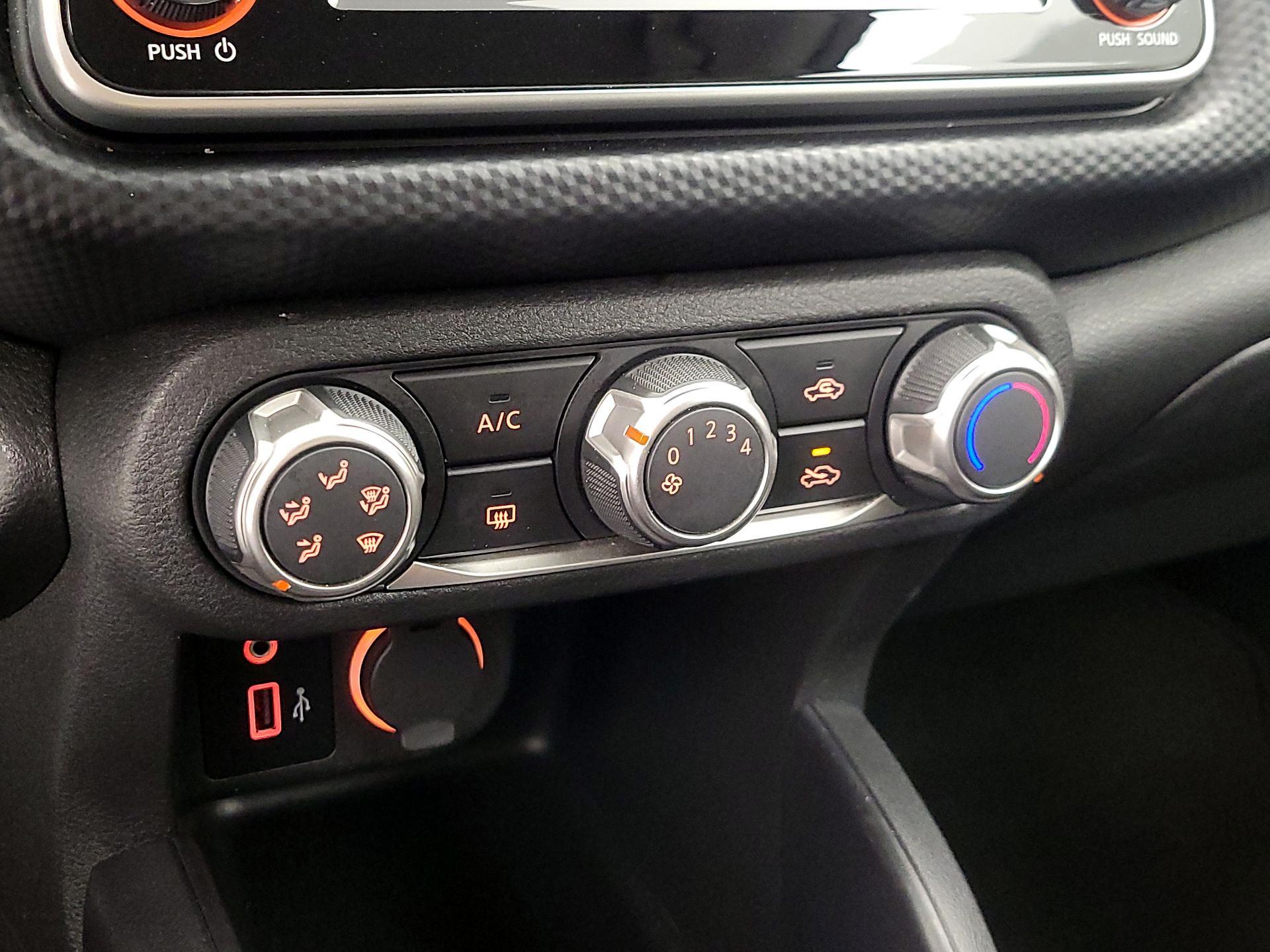 Thumbnail: 2023 Nissan Kicks - 16