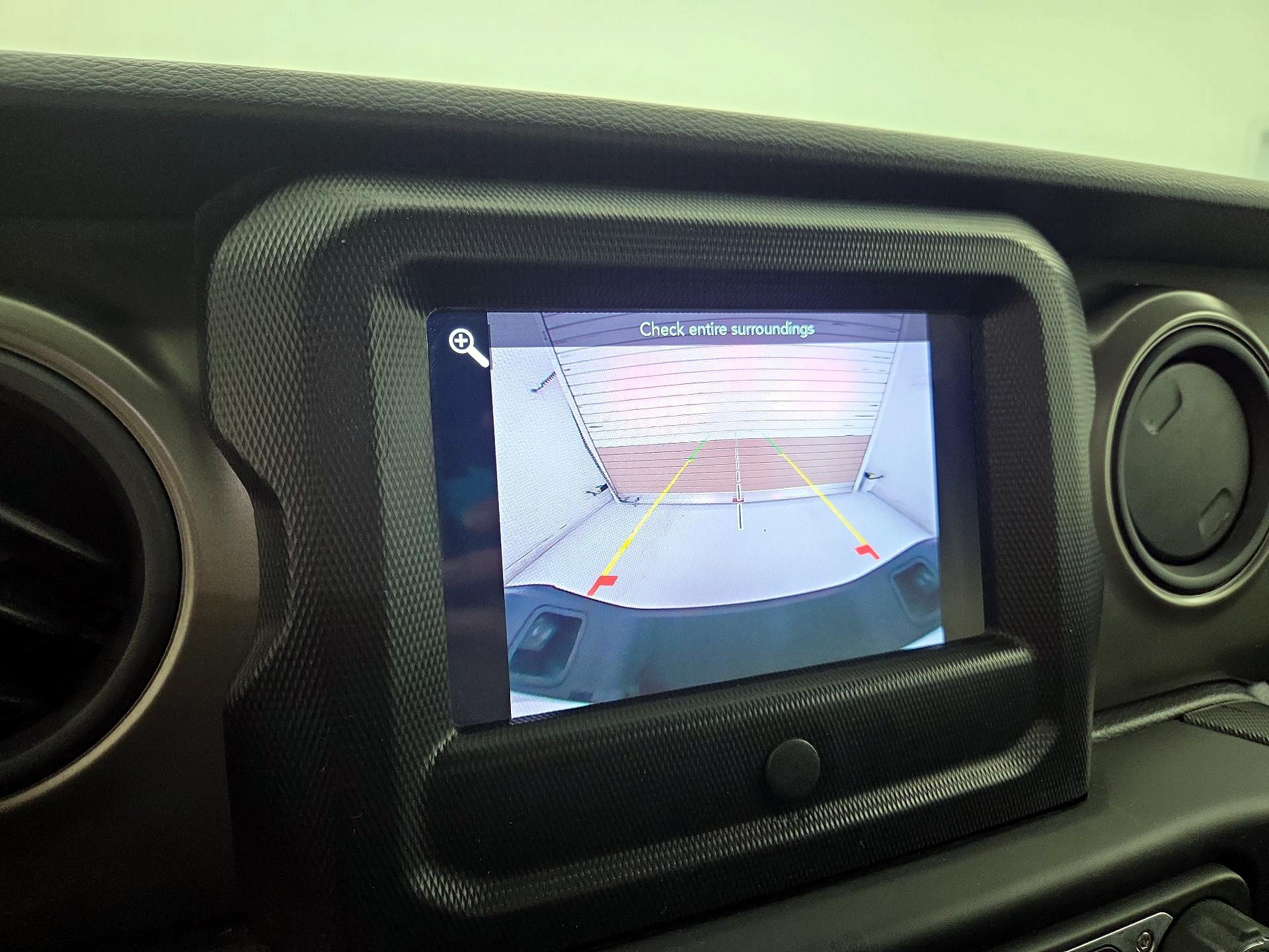 Thumbnail: 2022 Jeep Gladiator - 14