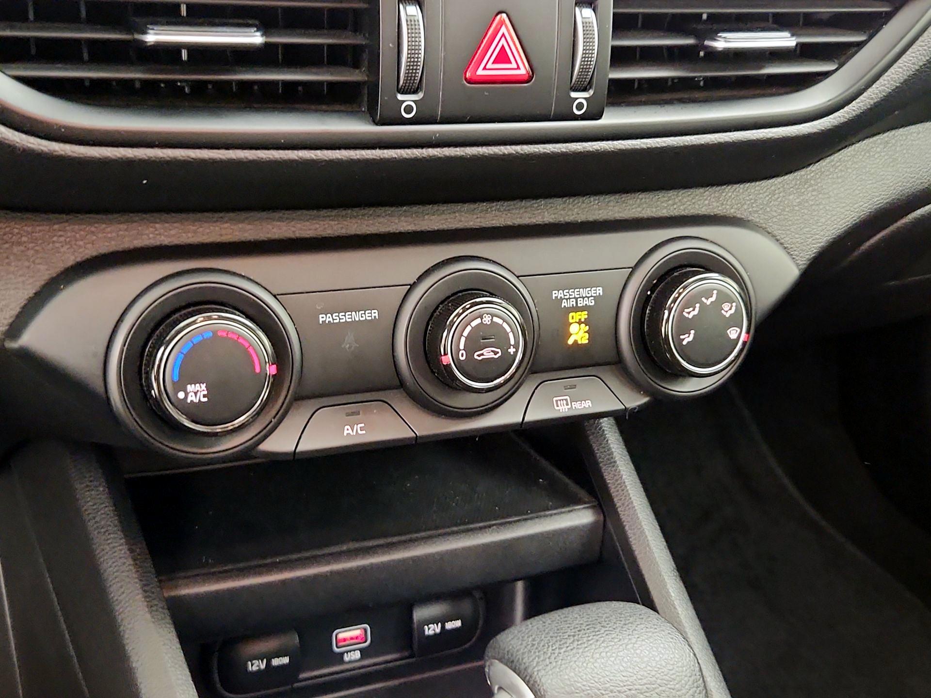 Thumbnail: 2023 Kia Forte - 16