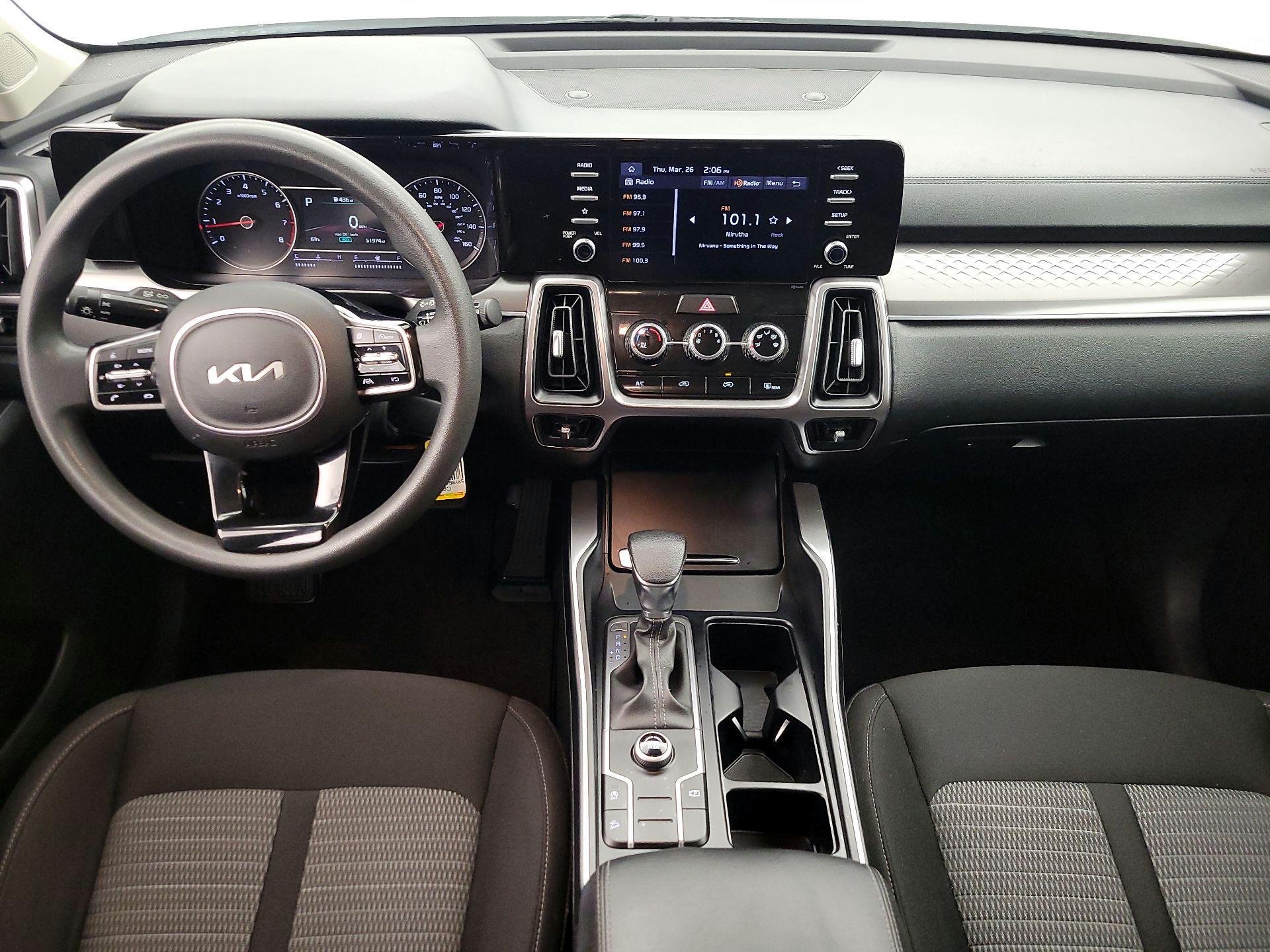 Thumbnail: 2023 Kia Sorento - 9