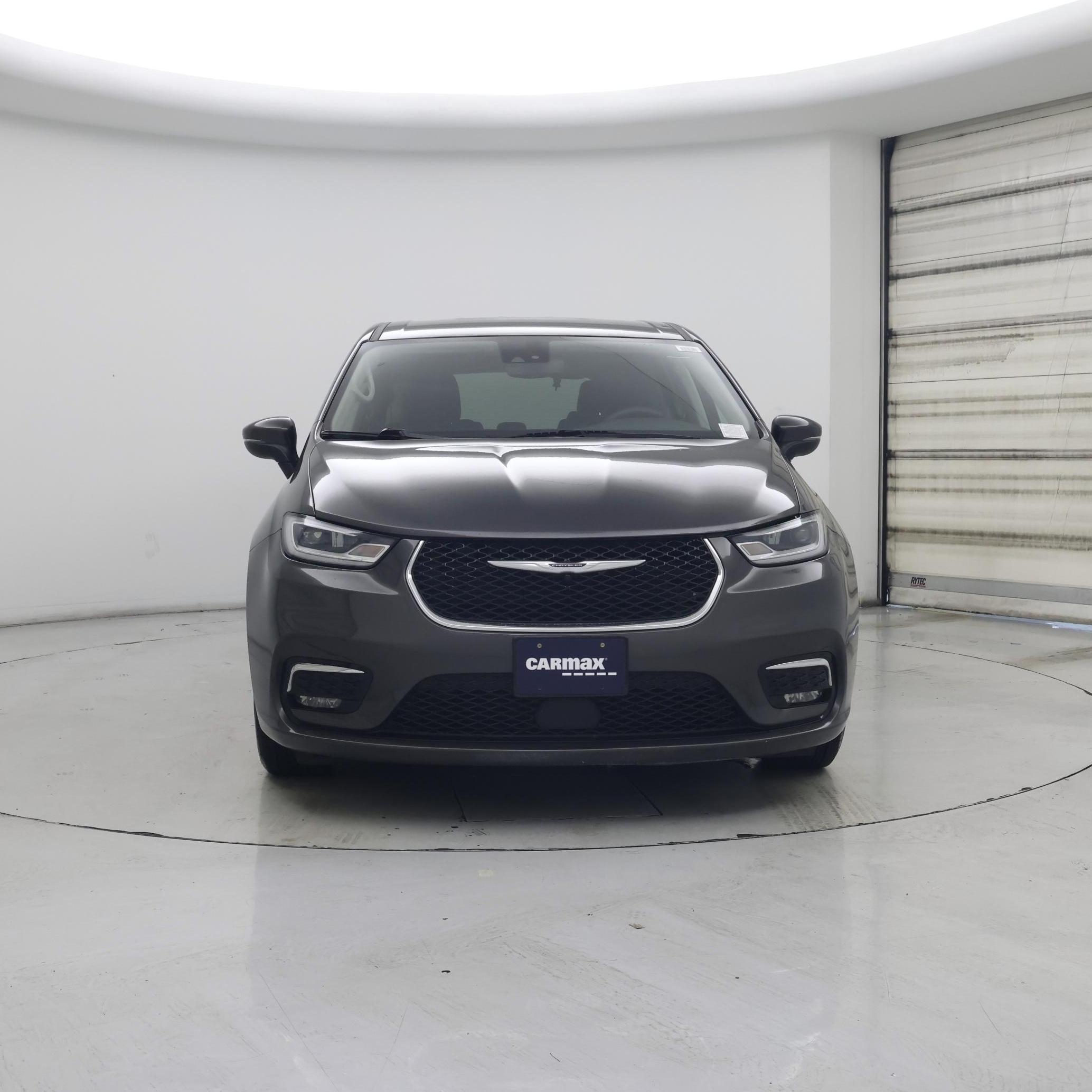 Thumbnail: 2023 Chrysler Pacifica - 5