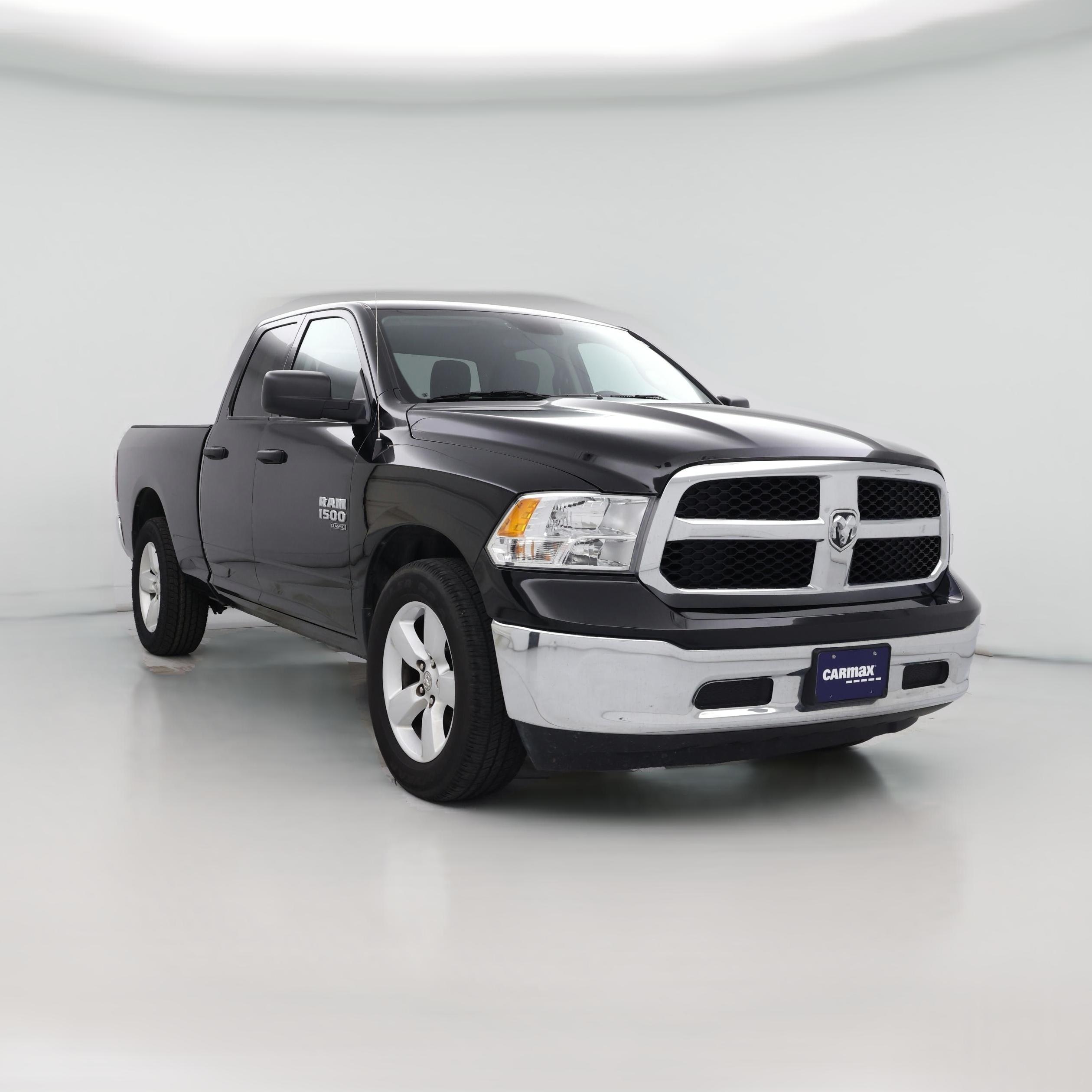Thumbnail: 2024 RAM 1500 Classic - 1