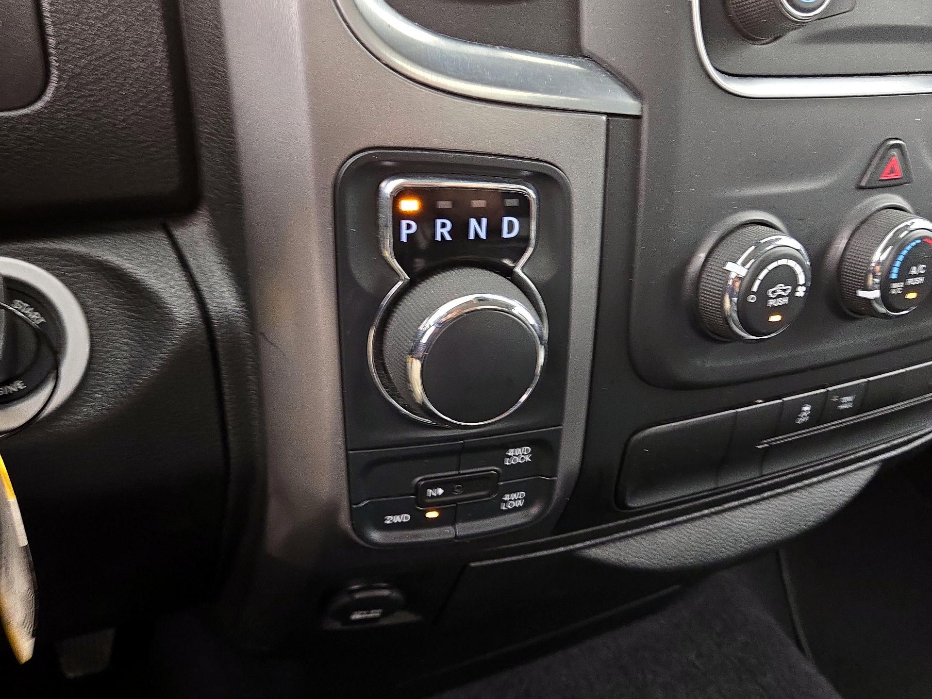 Thumbnail: 2024 RAM 1500 Classic - 17