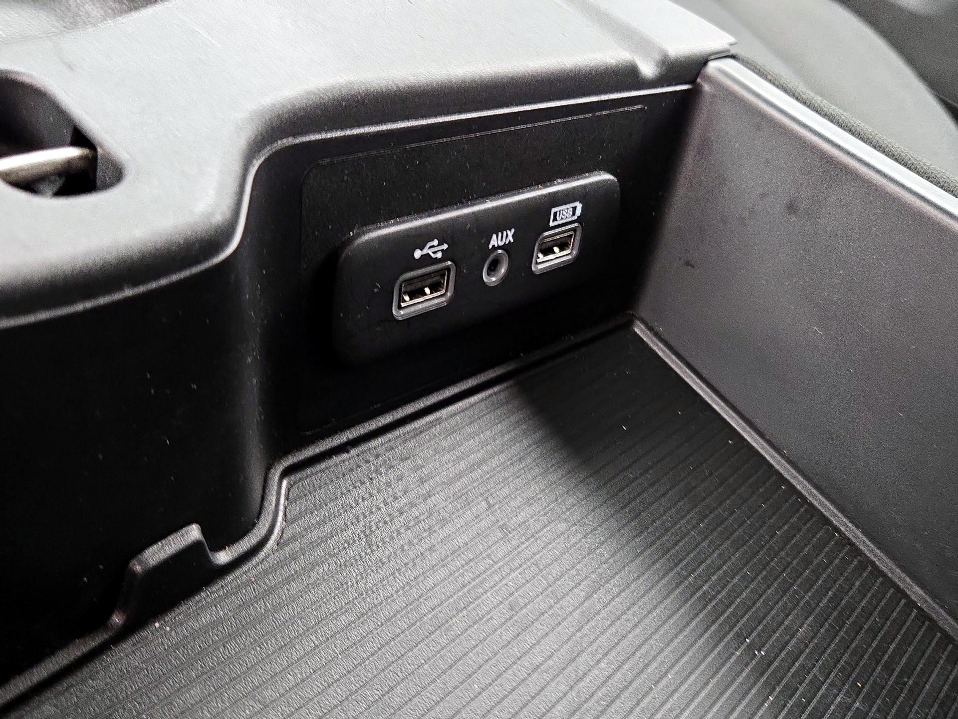 Thumbnail: 2024 RAM 1500 Classic - 18