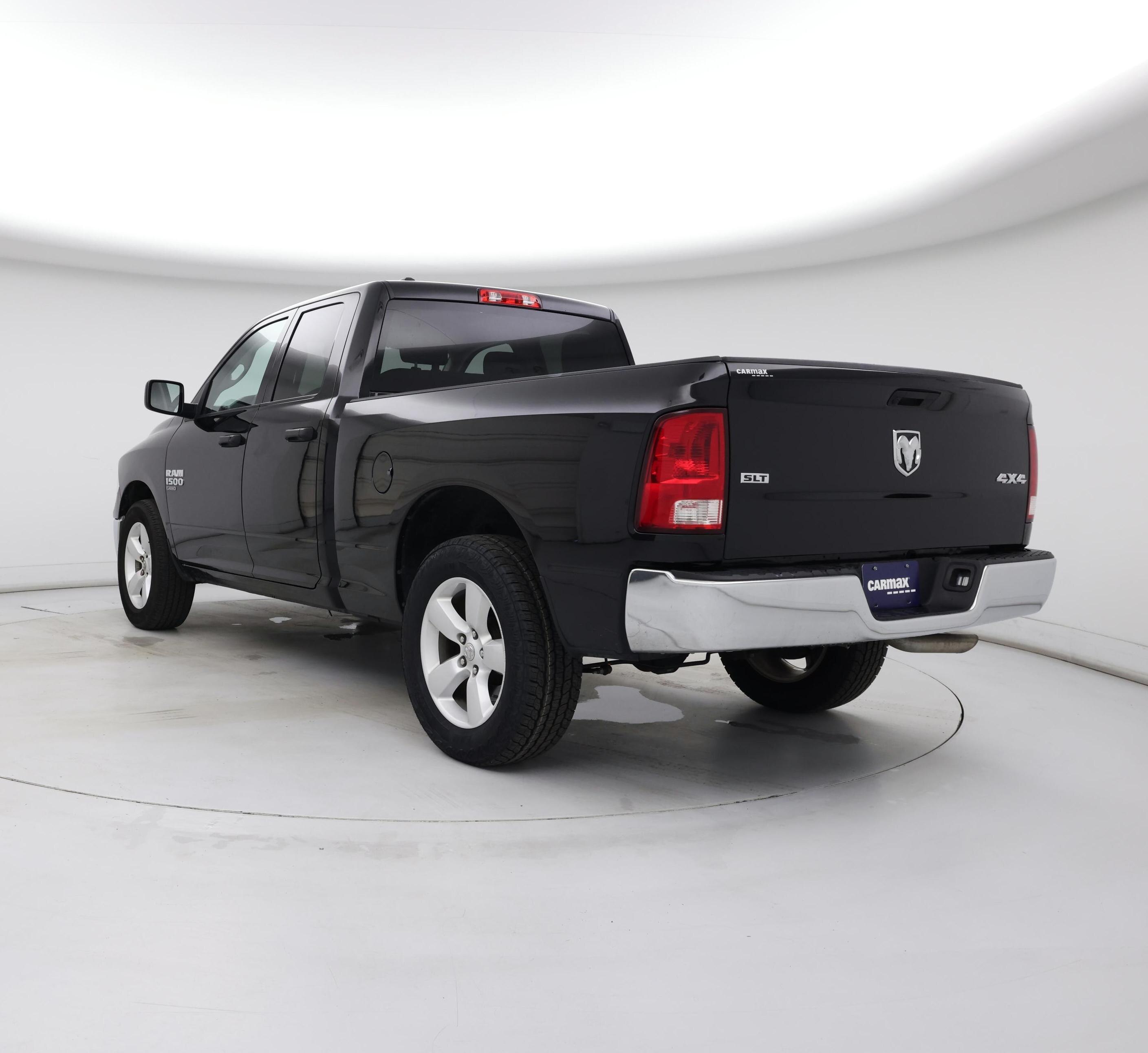 Thumbnail: 2024 RAM 1500 Classic - 2