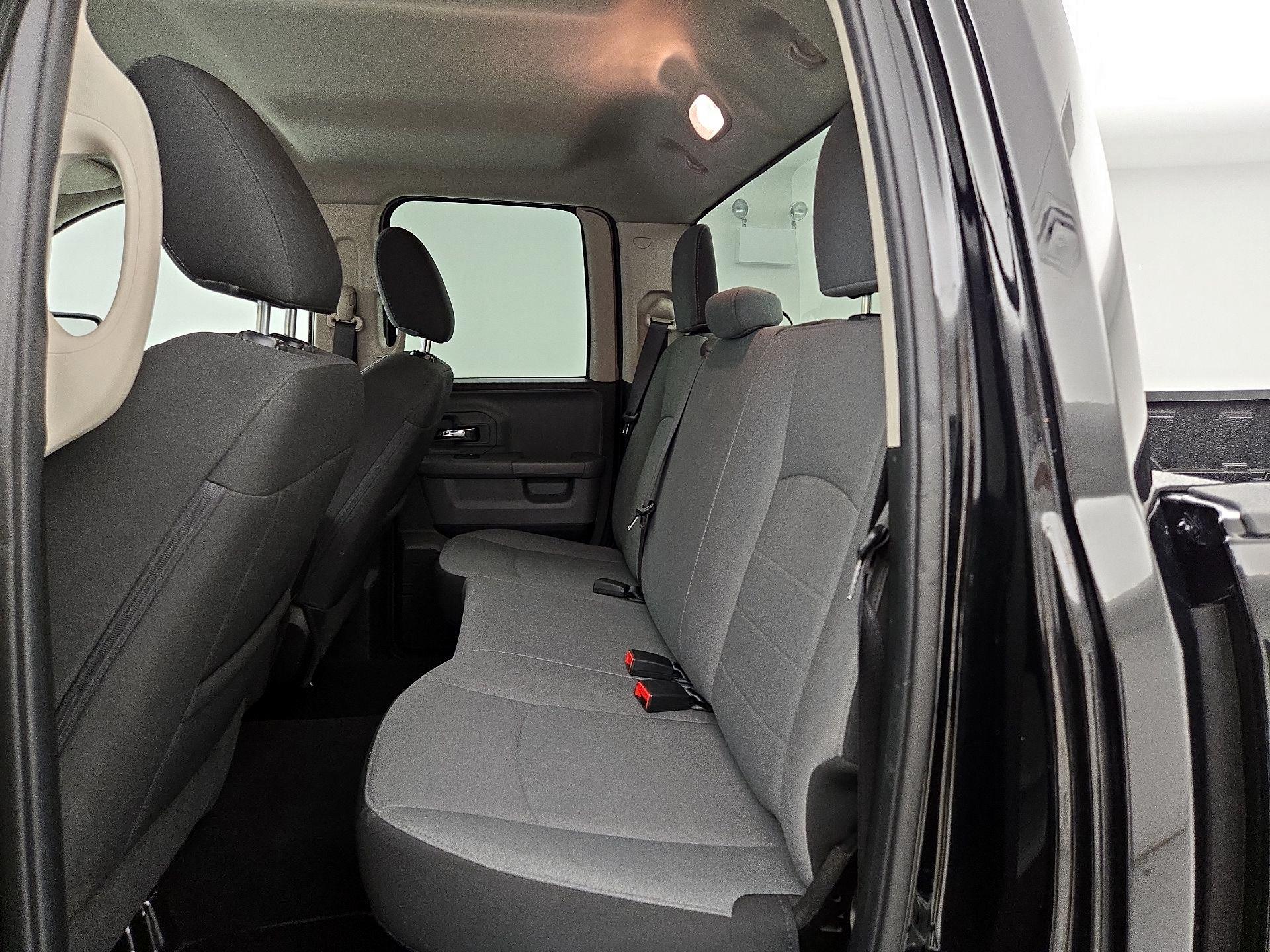 Thumbnail: 2024 RAM 1500 Classic - 19