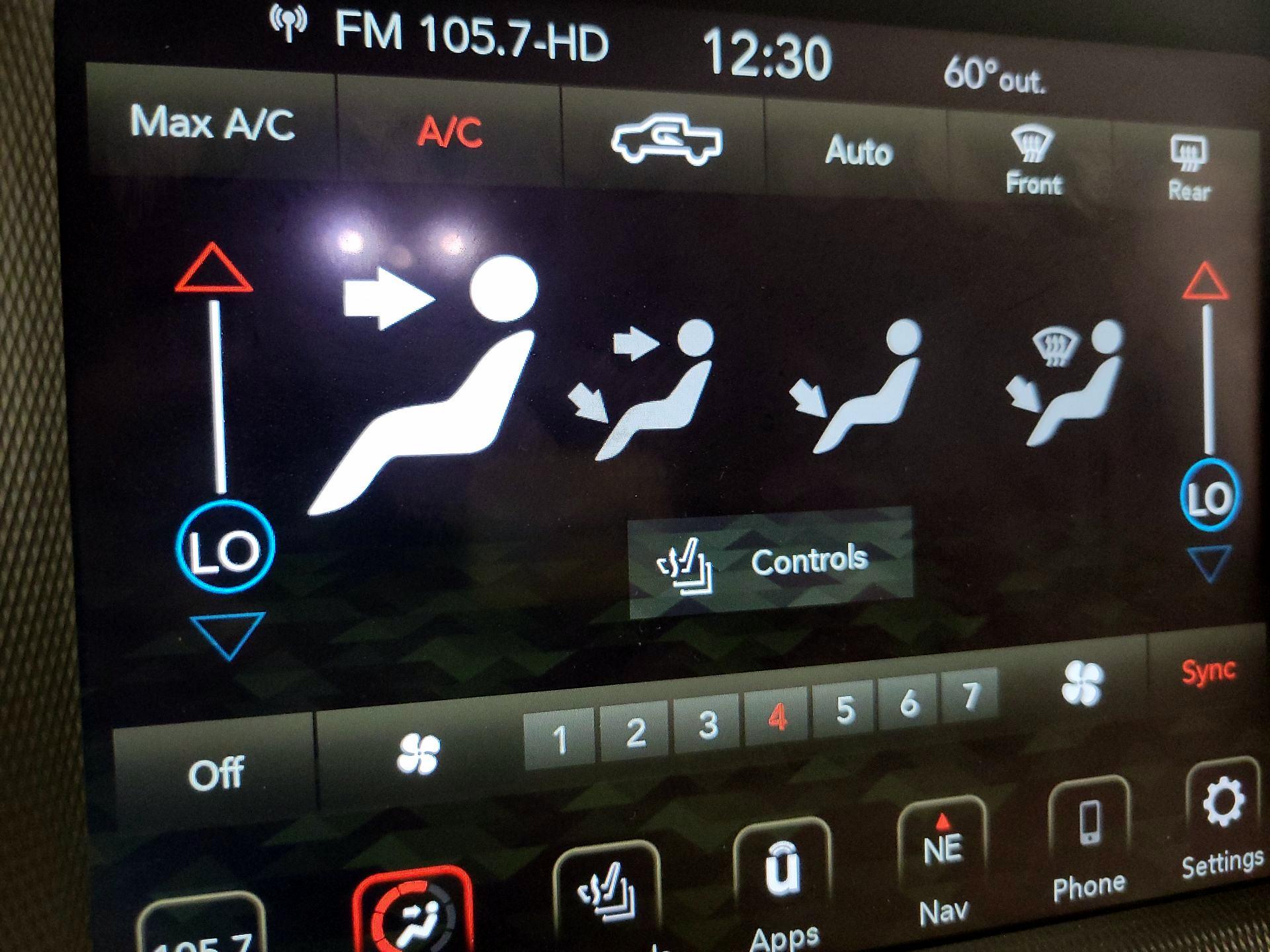 Thumbnail: 2021 Jeep Gladiator - 17