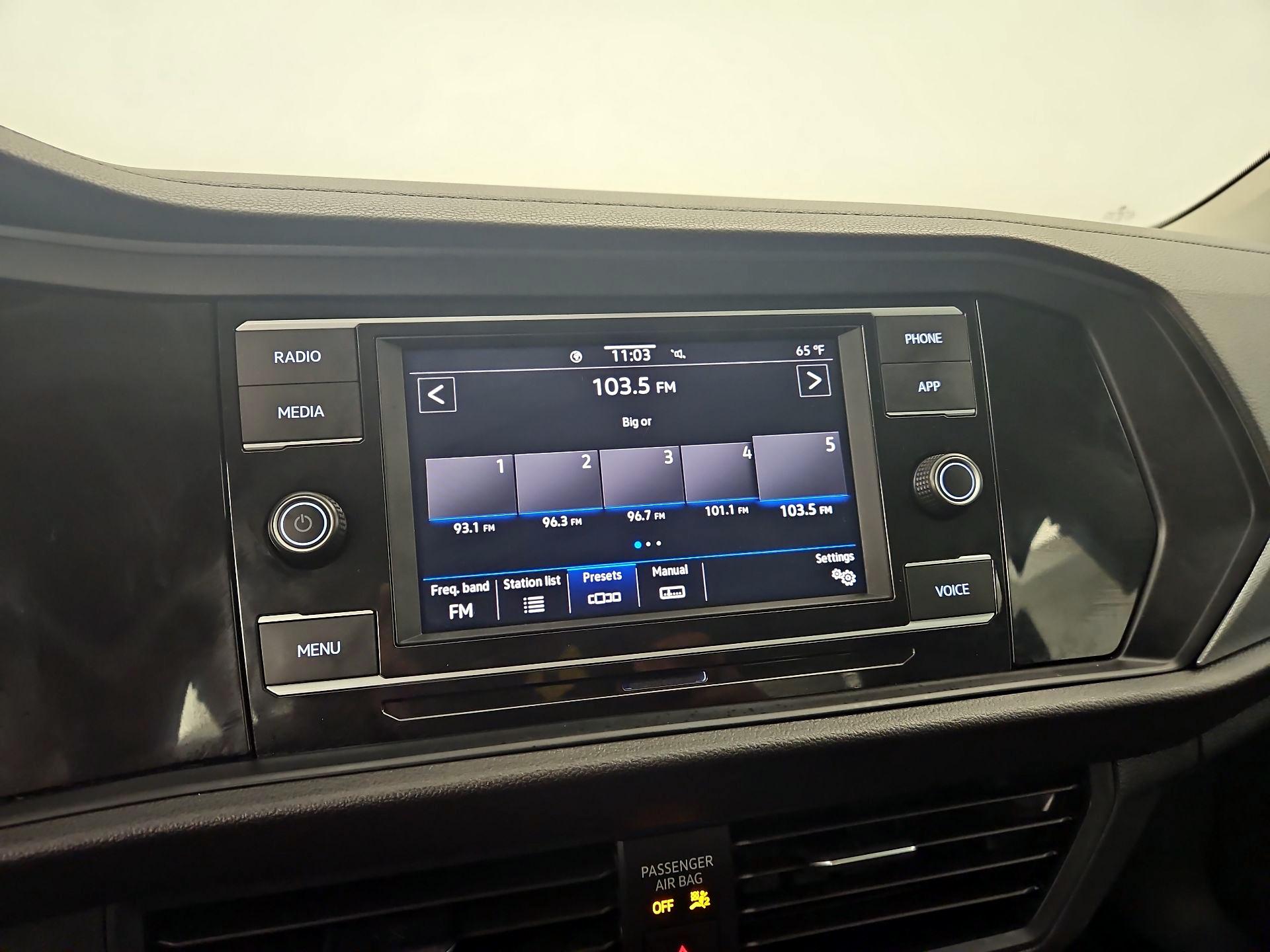 Thumbnail: 2024 Volkswagen Jetta - 15